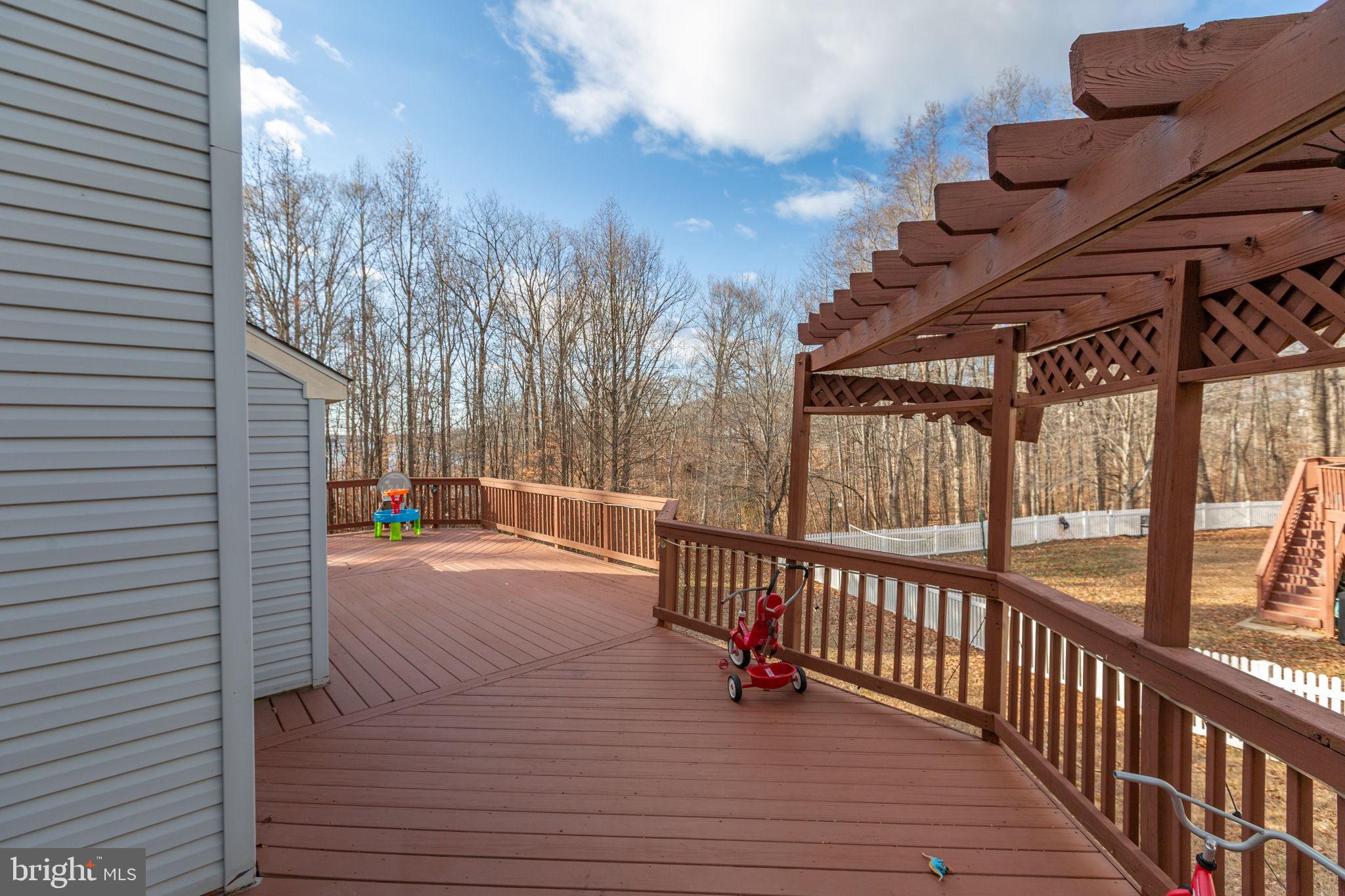 STAFFORD LAKES VILLAGE - Residential