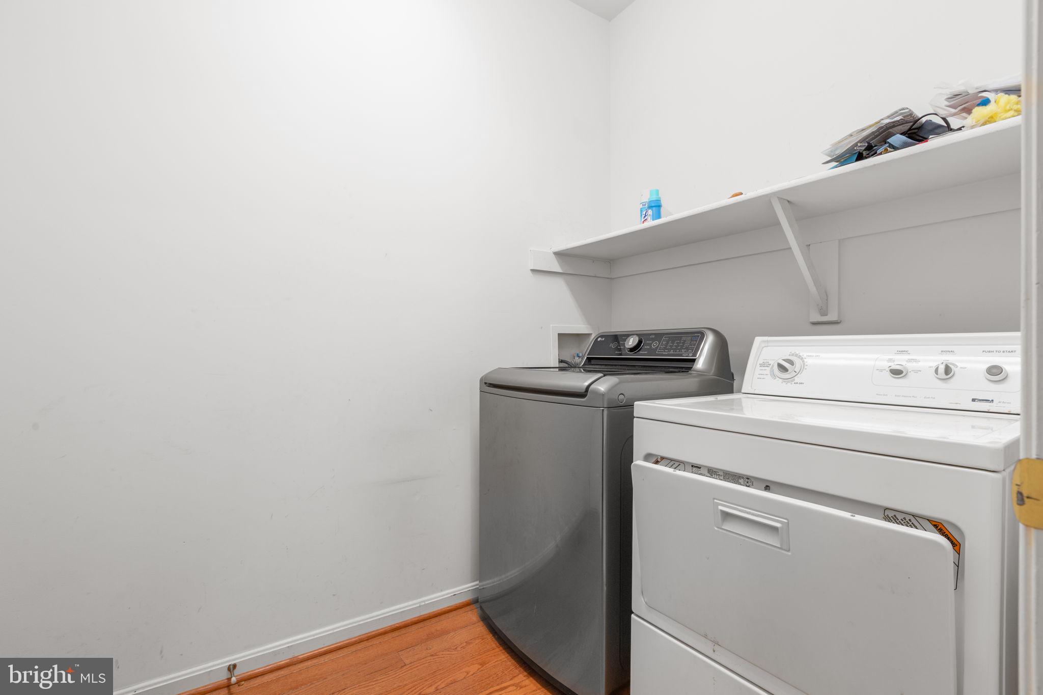 STAFFORD LAKES VILLAGE - Residential