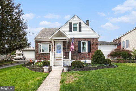 Homes For Sale - 930 4th Street St<br/> WHITEHALL, PA 18052