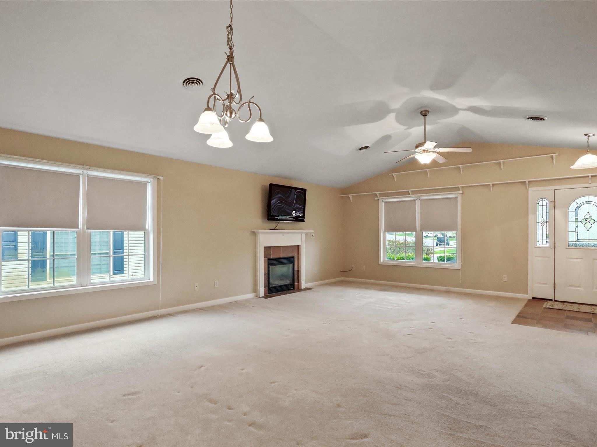 ENCLAVE - Residential