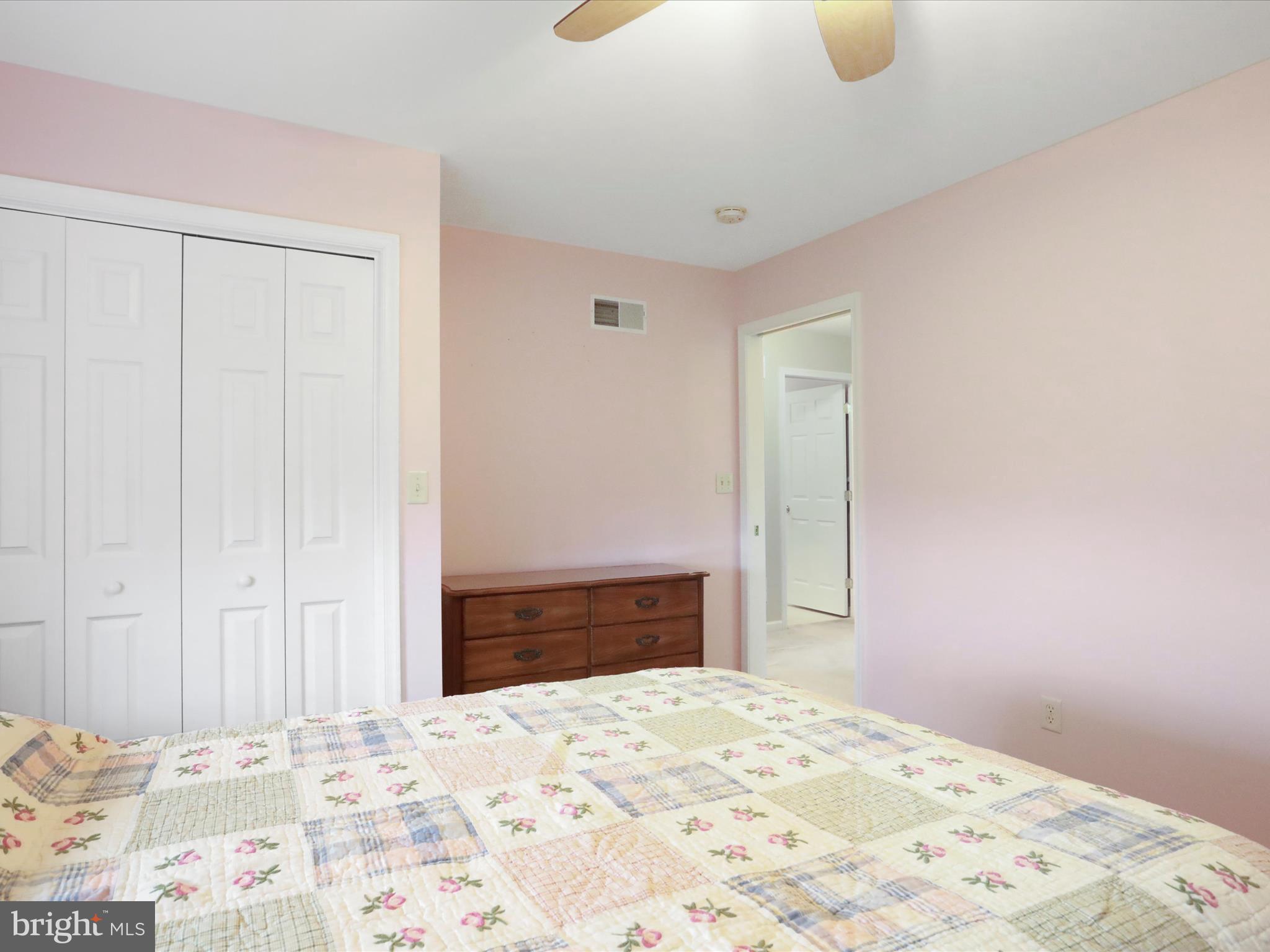 ENCLAVE - Residential