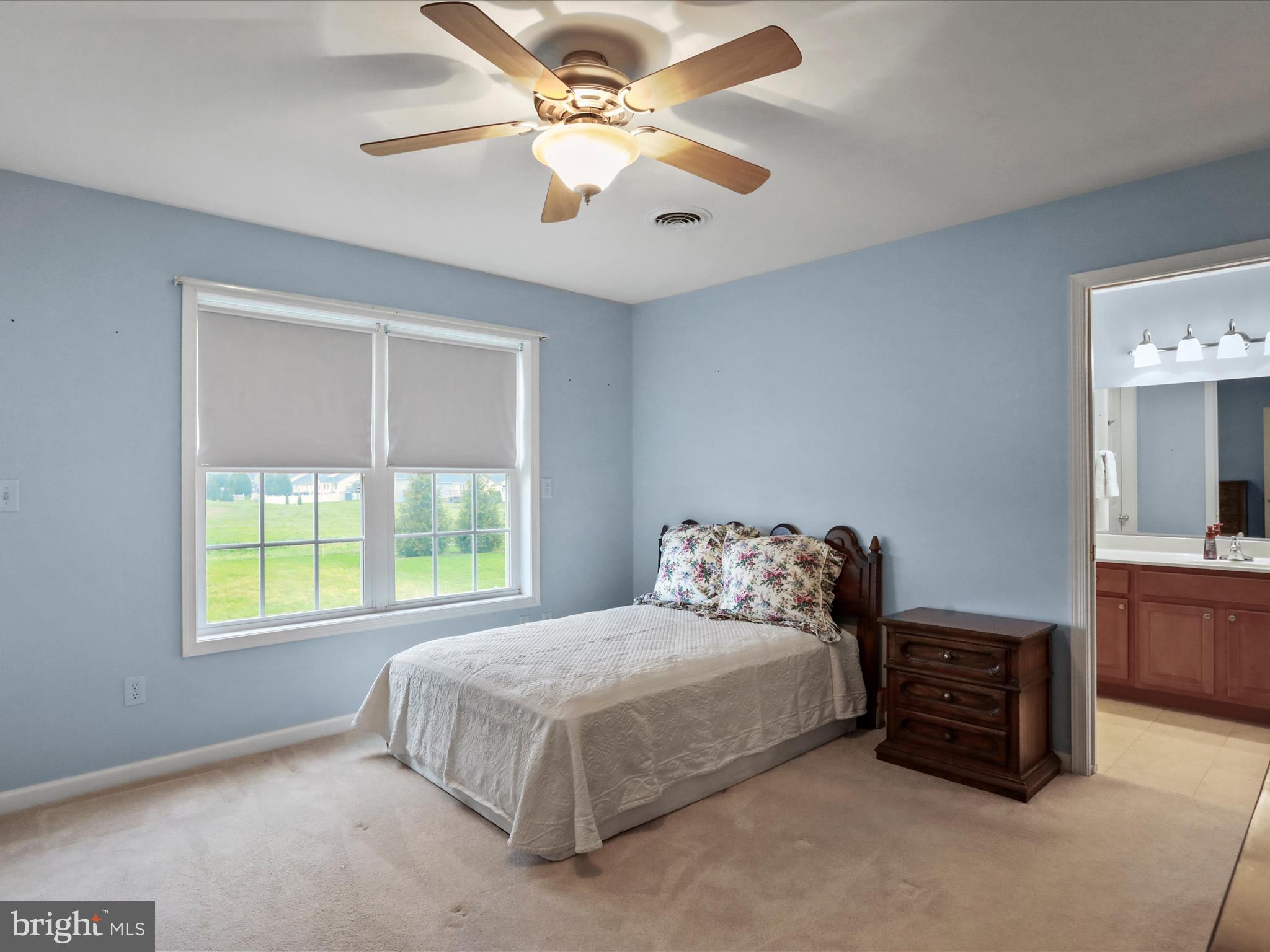 ENCLAVE - Residential