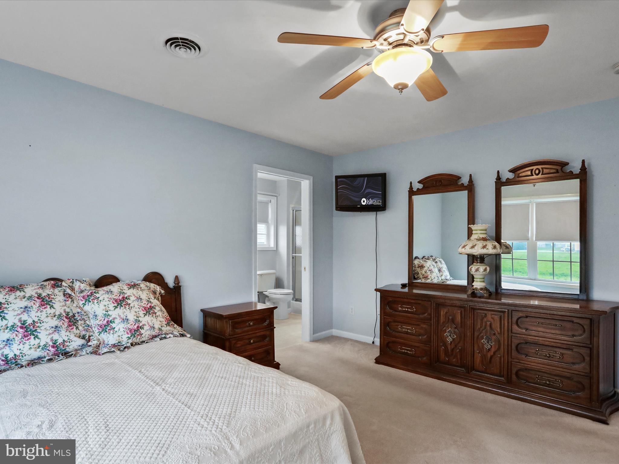 ENCLAVE - Residential