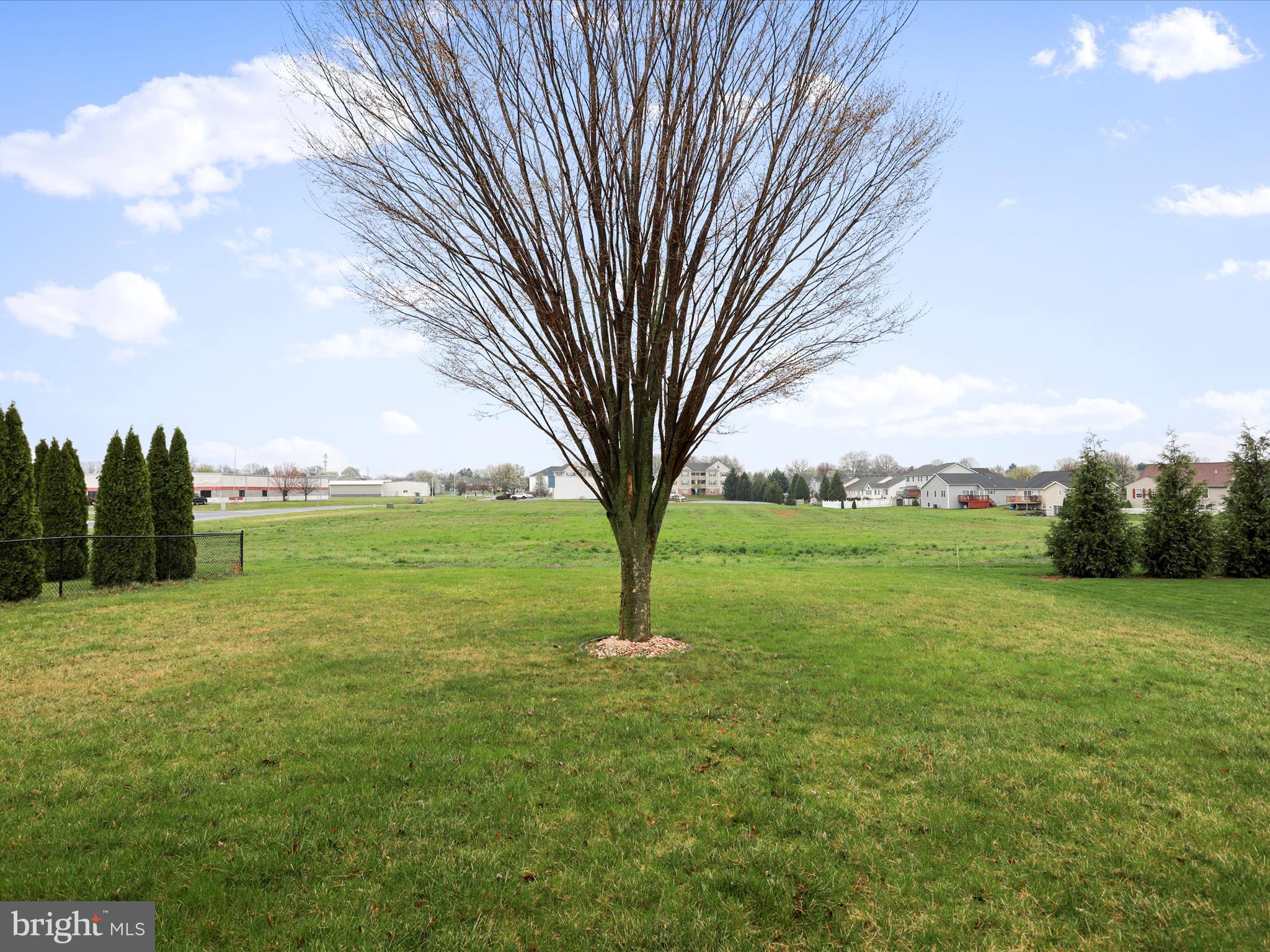 ENCLAVE - Residential