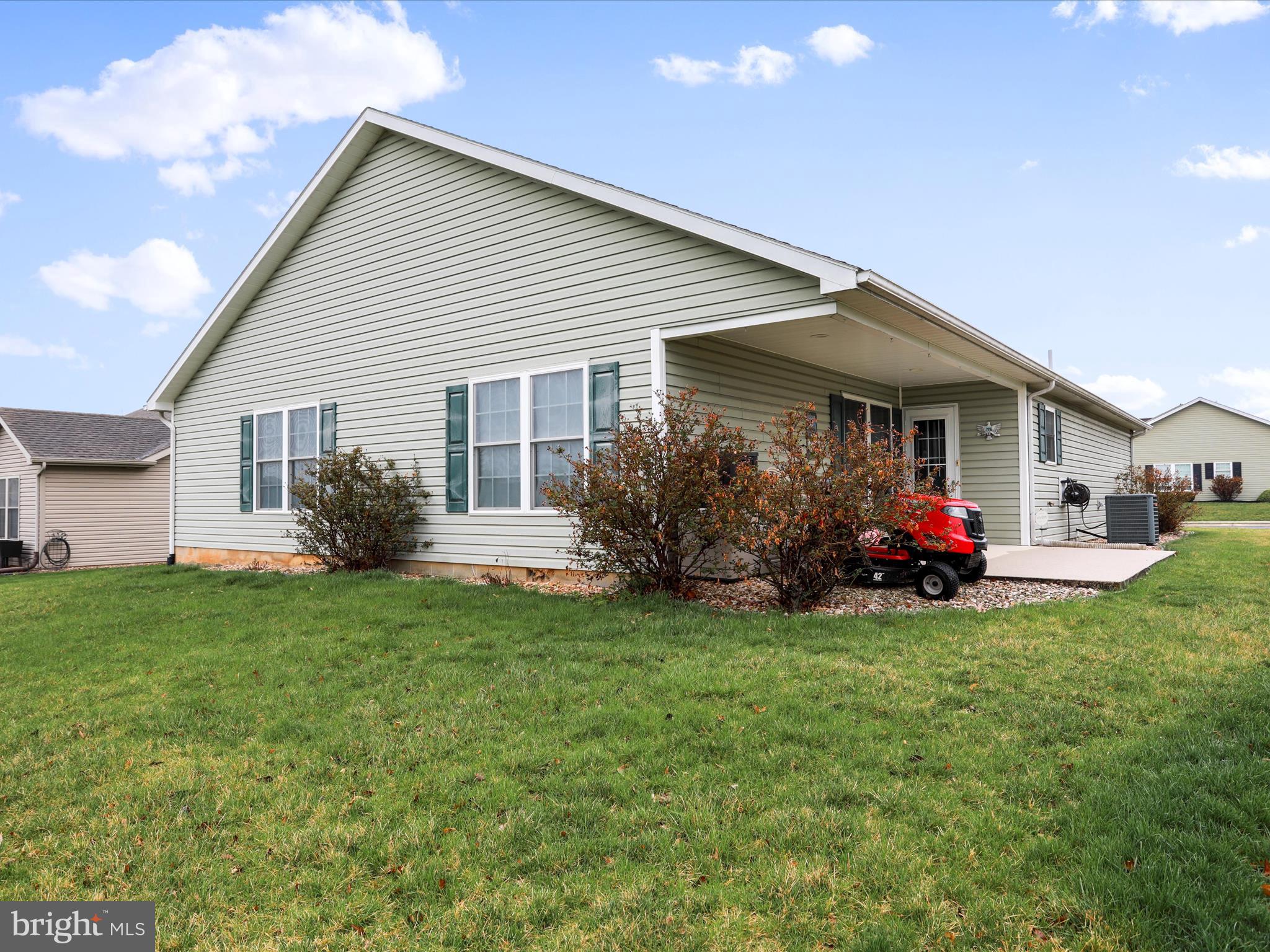 ENCLAVE - Residential