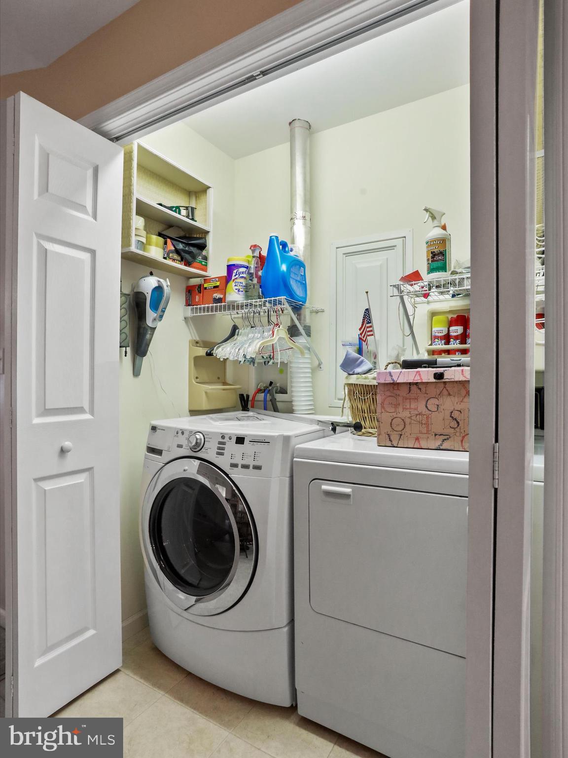 ENCLAVE - Residential