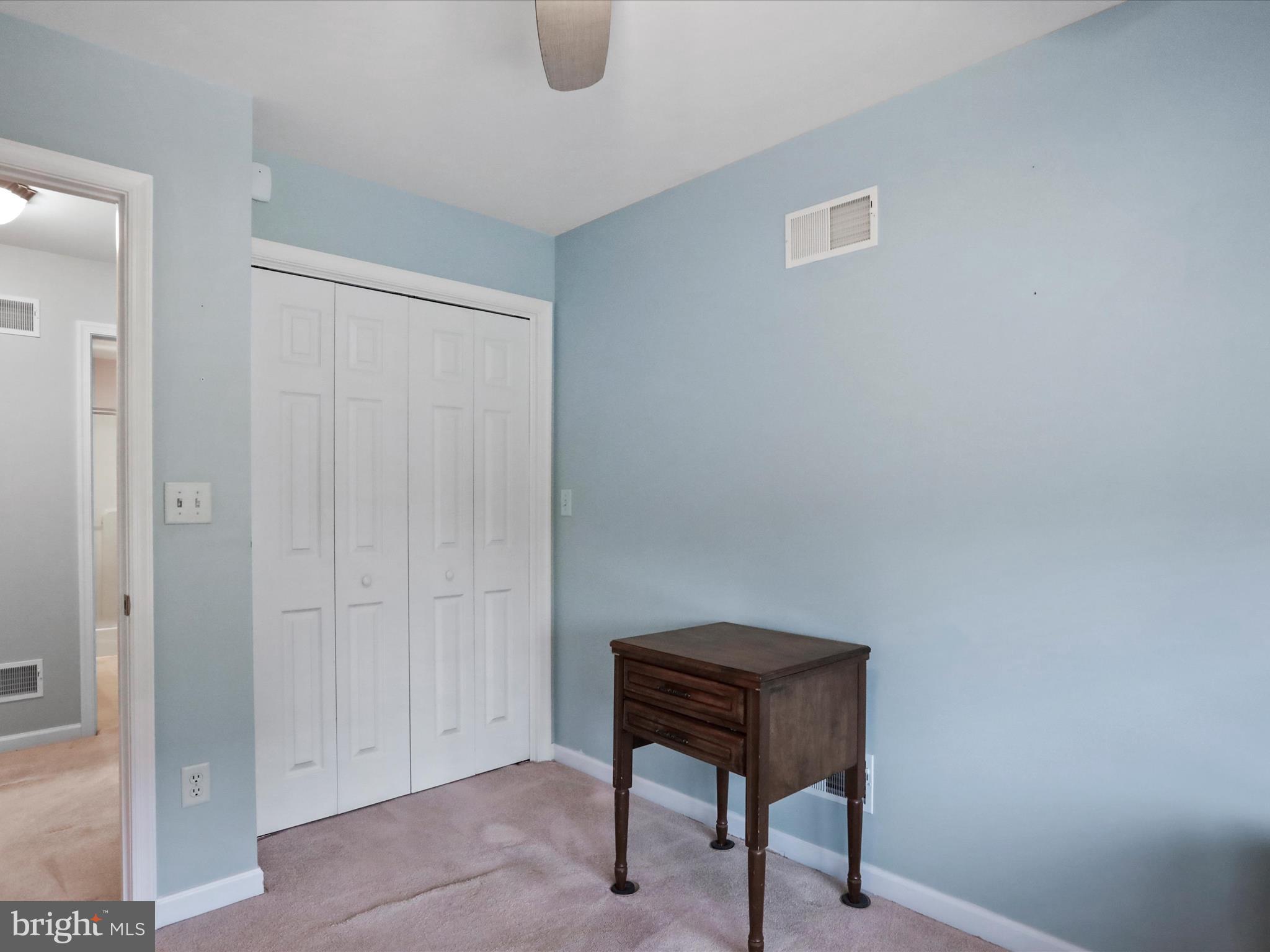 ENCLAVE - Residential