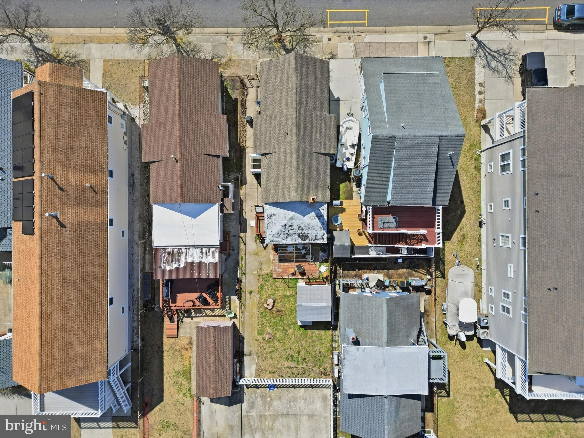 313 W JUNIPER AVENUE