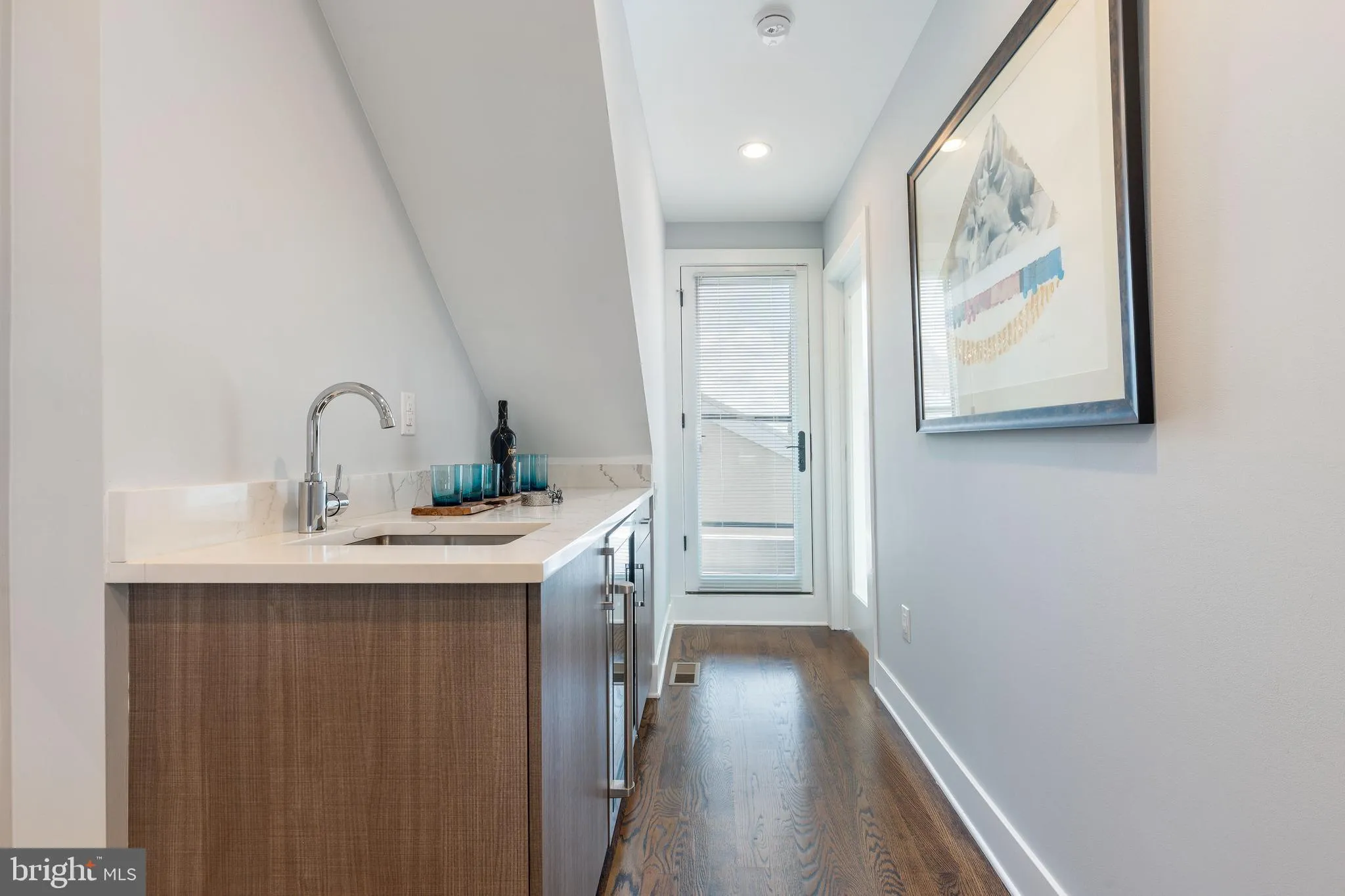 Philadelphia, Pennsylvania 19146, United States, 4 Bedrooms Bedrooms, ,4 BathroomsBathrooms,Residential,Coming Soon,179817