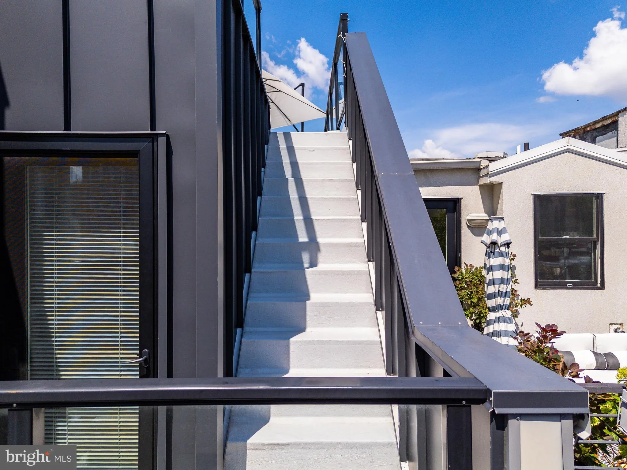 Philadelphia, Pennsylvania 19146, United States, 4 Bedrooms Bedrooms, ,4 BathroomsBathrooms,Residential,Coming Soon,179817