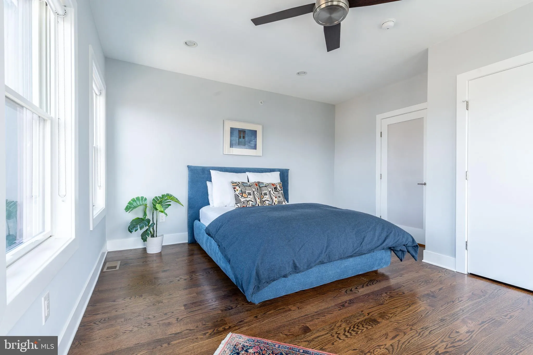 Philadelphia, Pennsylvania 19146, United States, 4 Bedrooms Bedrooms, ,4 BathroomsBathrooms,Residential,Coming Soon,179817