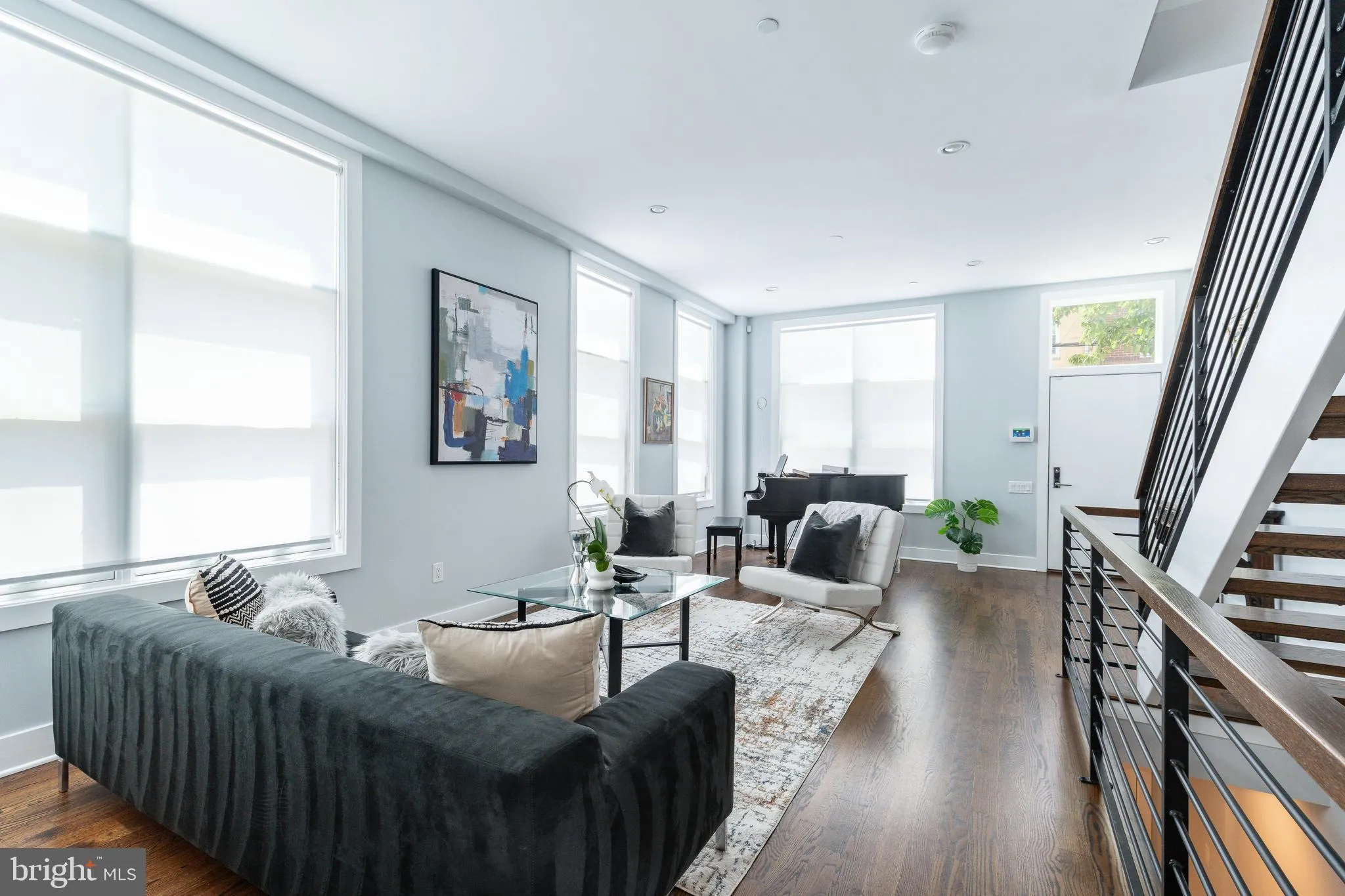 Philadelphia, Pennsylvania 19146, United States, 4 Bedrooms Bedrooms, ,4 BathroomsBathrooms,Residential,Coming Soon,179817