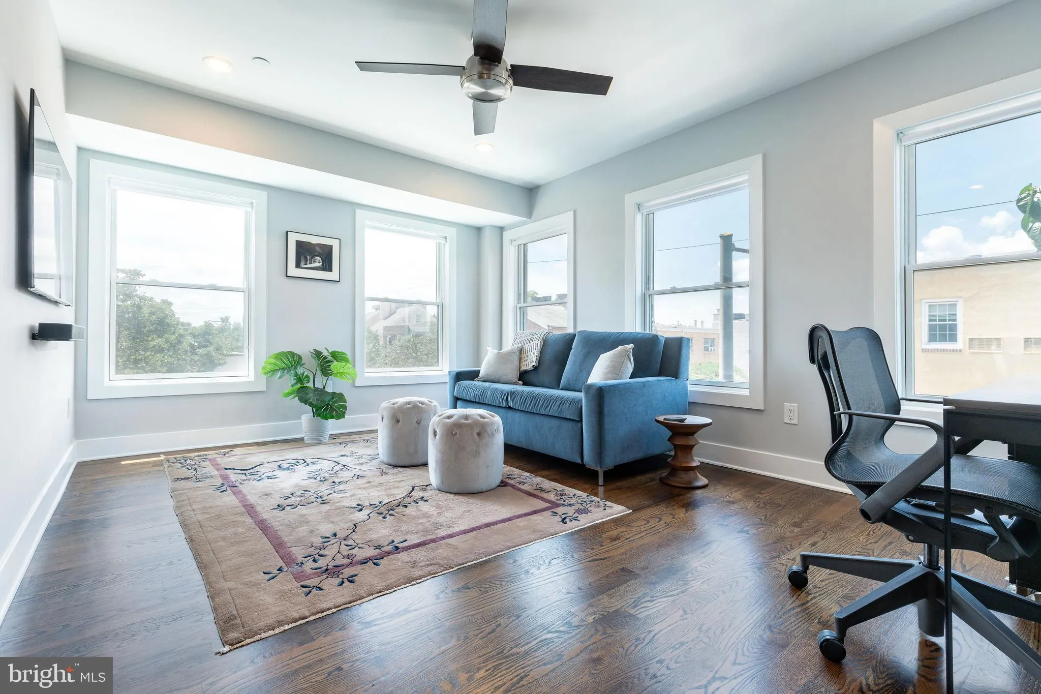 Philadelphia, Pennsylvania 19146, United States, 4 Bedrooms Bedrooms, ,4 BathroomsBathrooms,Residential,Coming Soon,179817