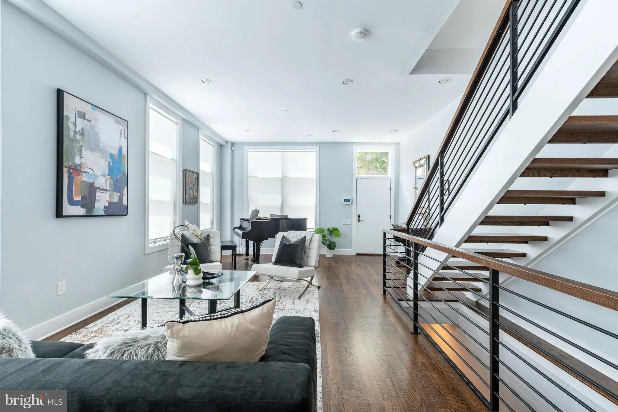 Philadelphia, Pennsylvania 19146, United States, 4 Bedrooms Bedrooms, ,4 BathroomsBathrooms,Residential,Coming Soon,179817