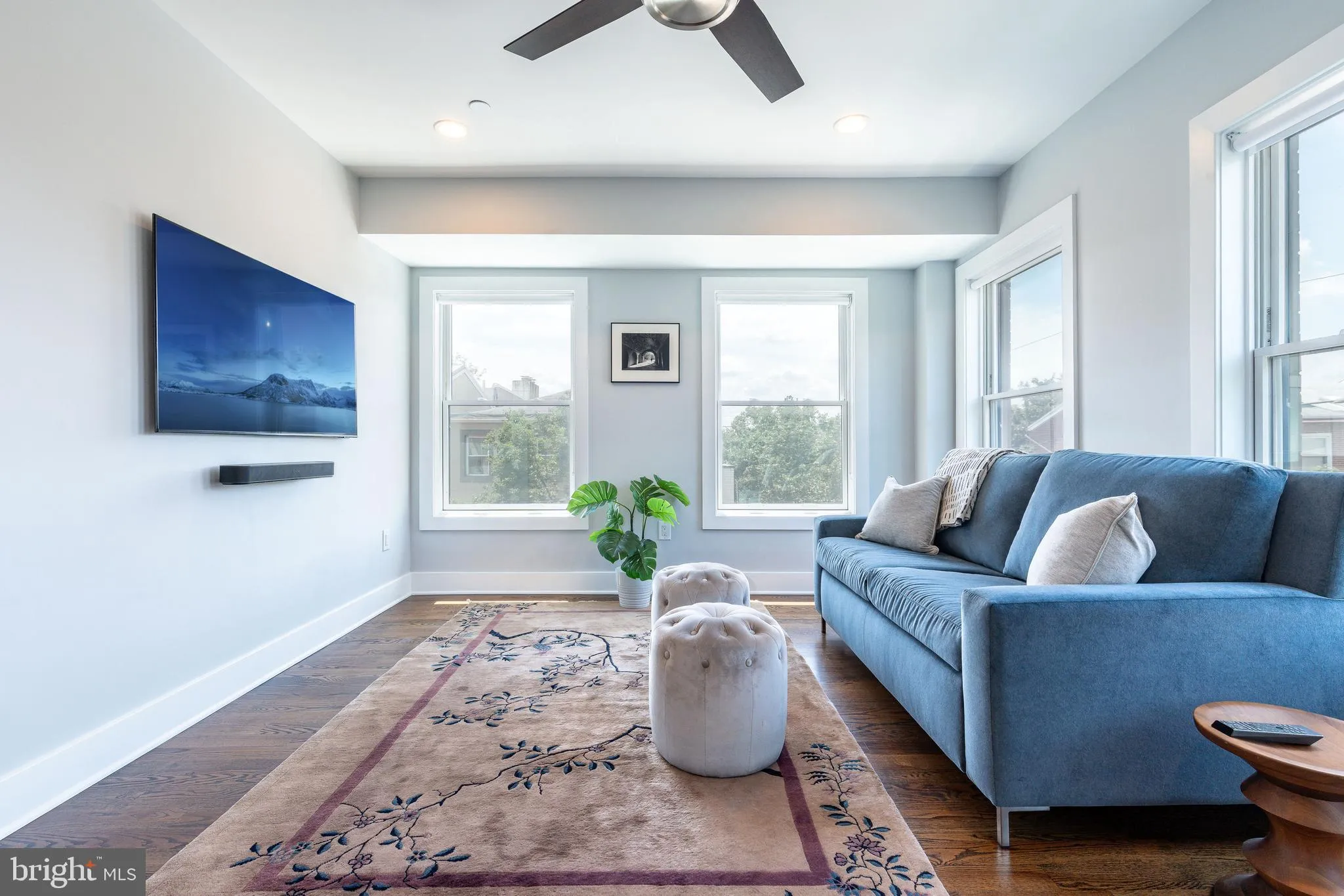 Philadelphia, Pennsylvania 19146, United States, 4 Bedrooms Bedrooms, ,4 BathroomsBathrooms,Residential,Coming Soon,179817