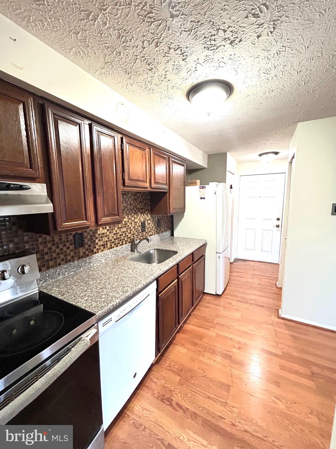 GUNNERS VIEW - Residential