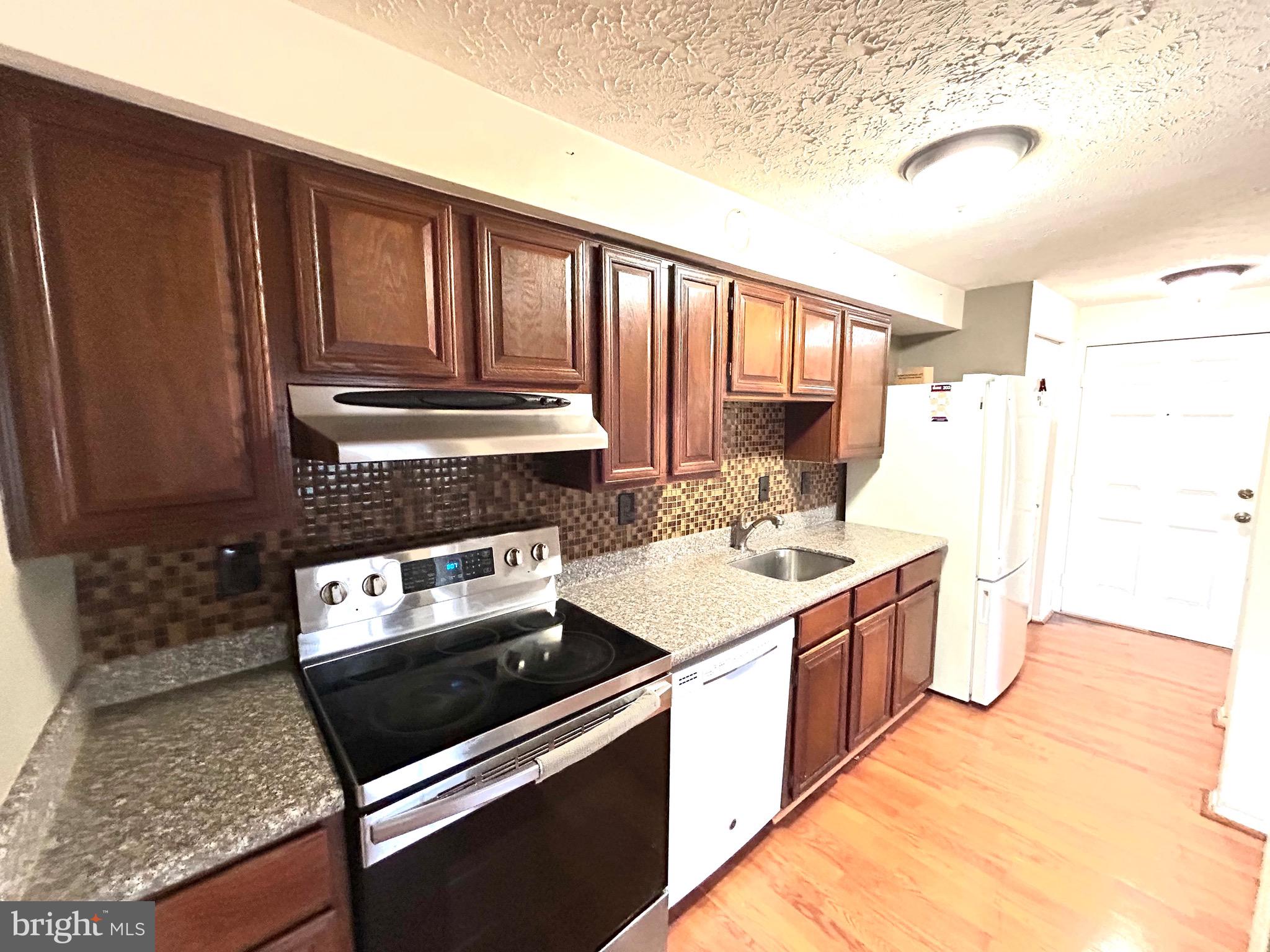 GUNNERS VIEW - Residential