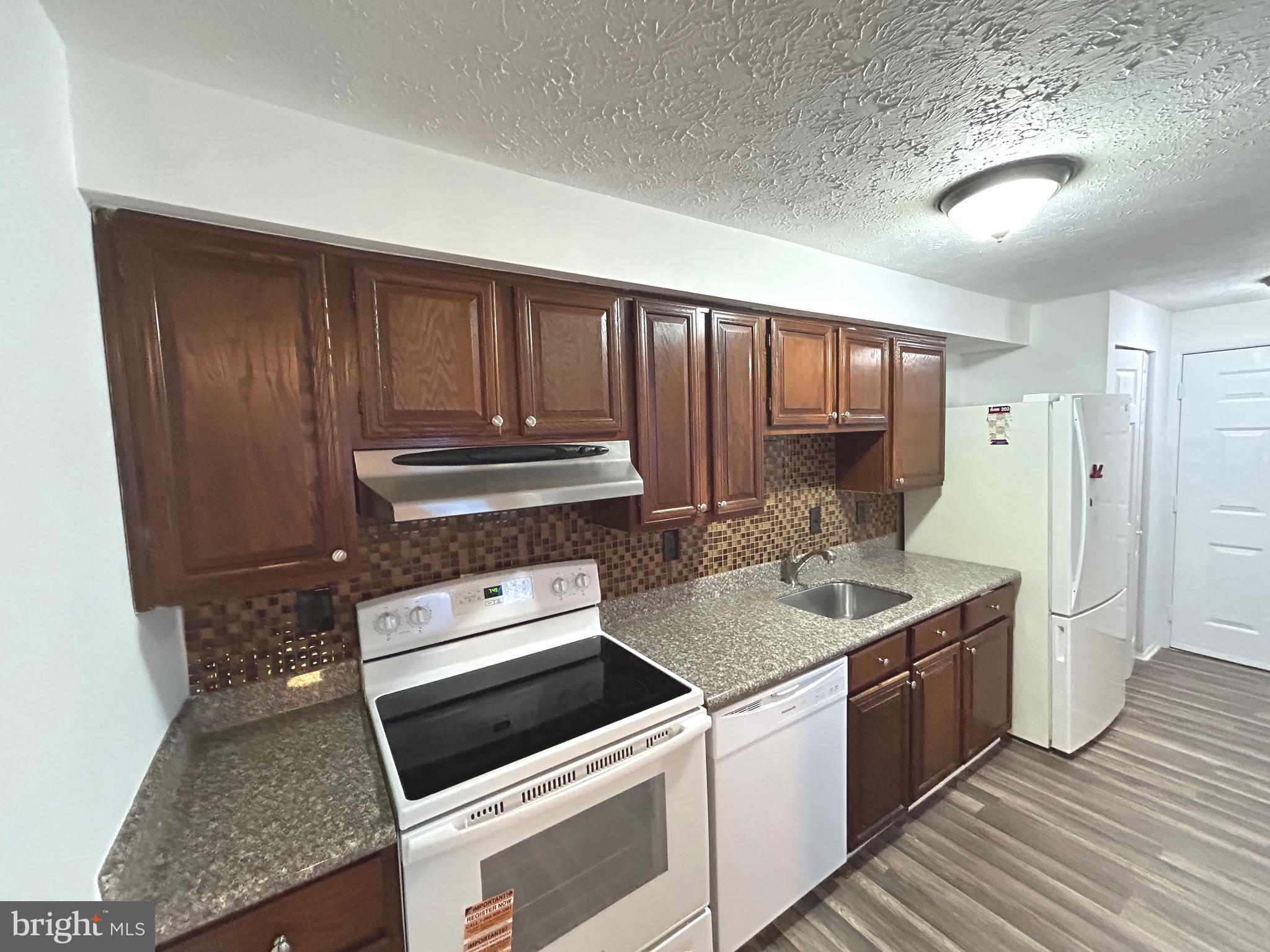 GUNNERS VIEW - Residential