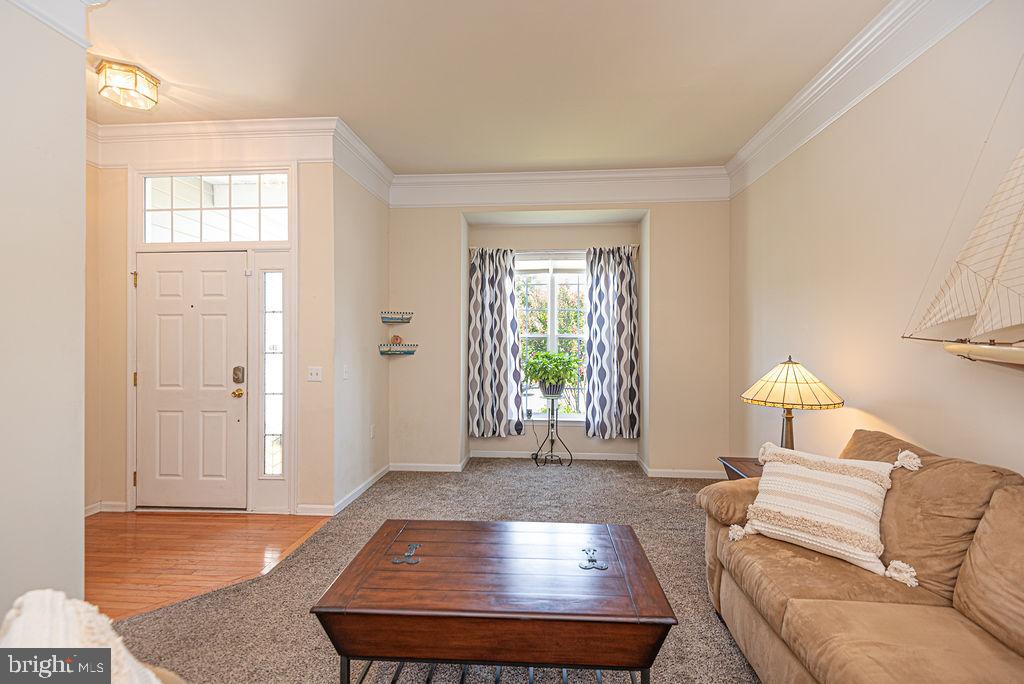 6 EASTON AVENUE