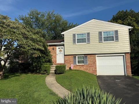 Homes For Sale - 15 Elm Street<br/> READING, PA 19606