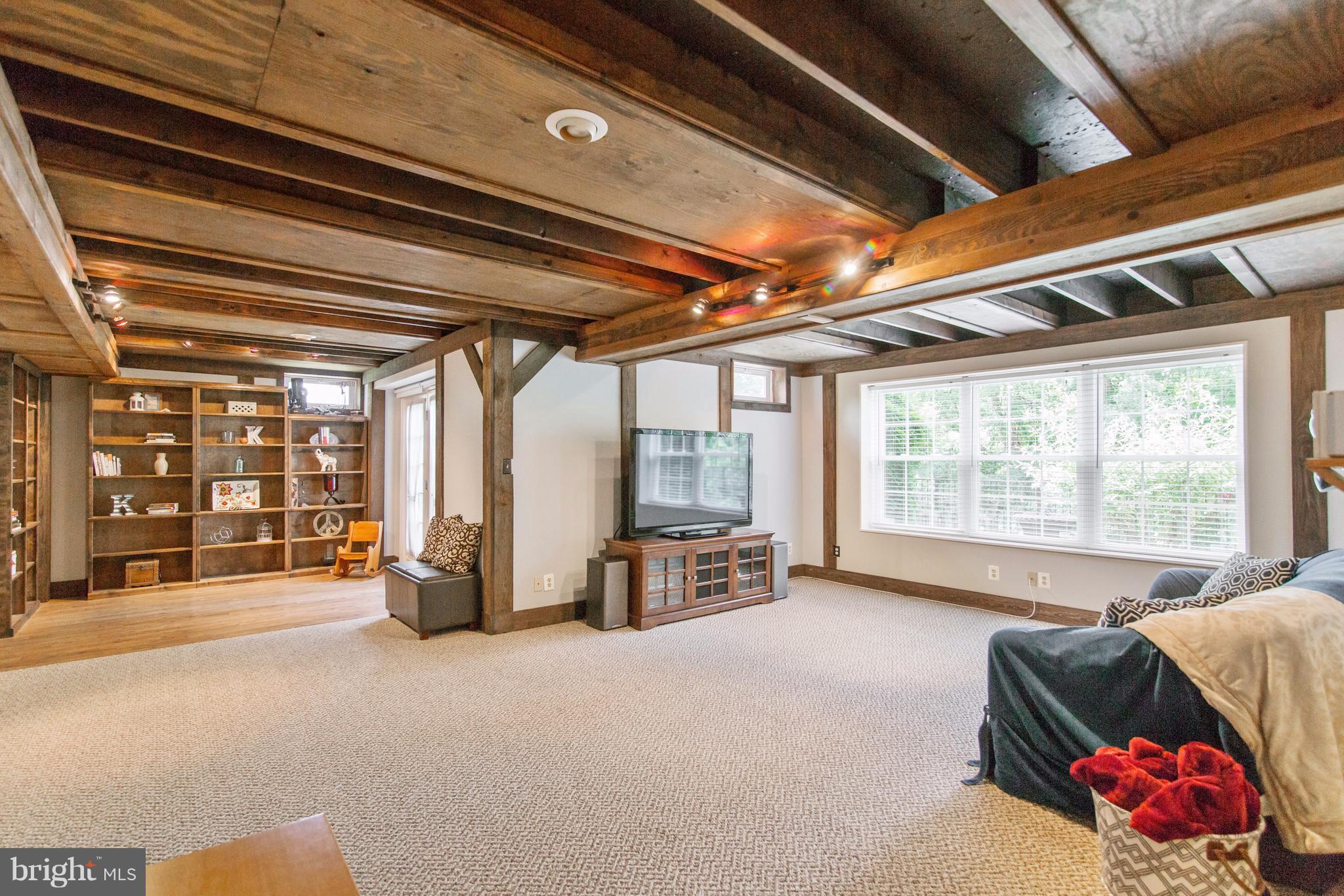 MARSHALEE WOODS - Residential