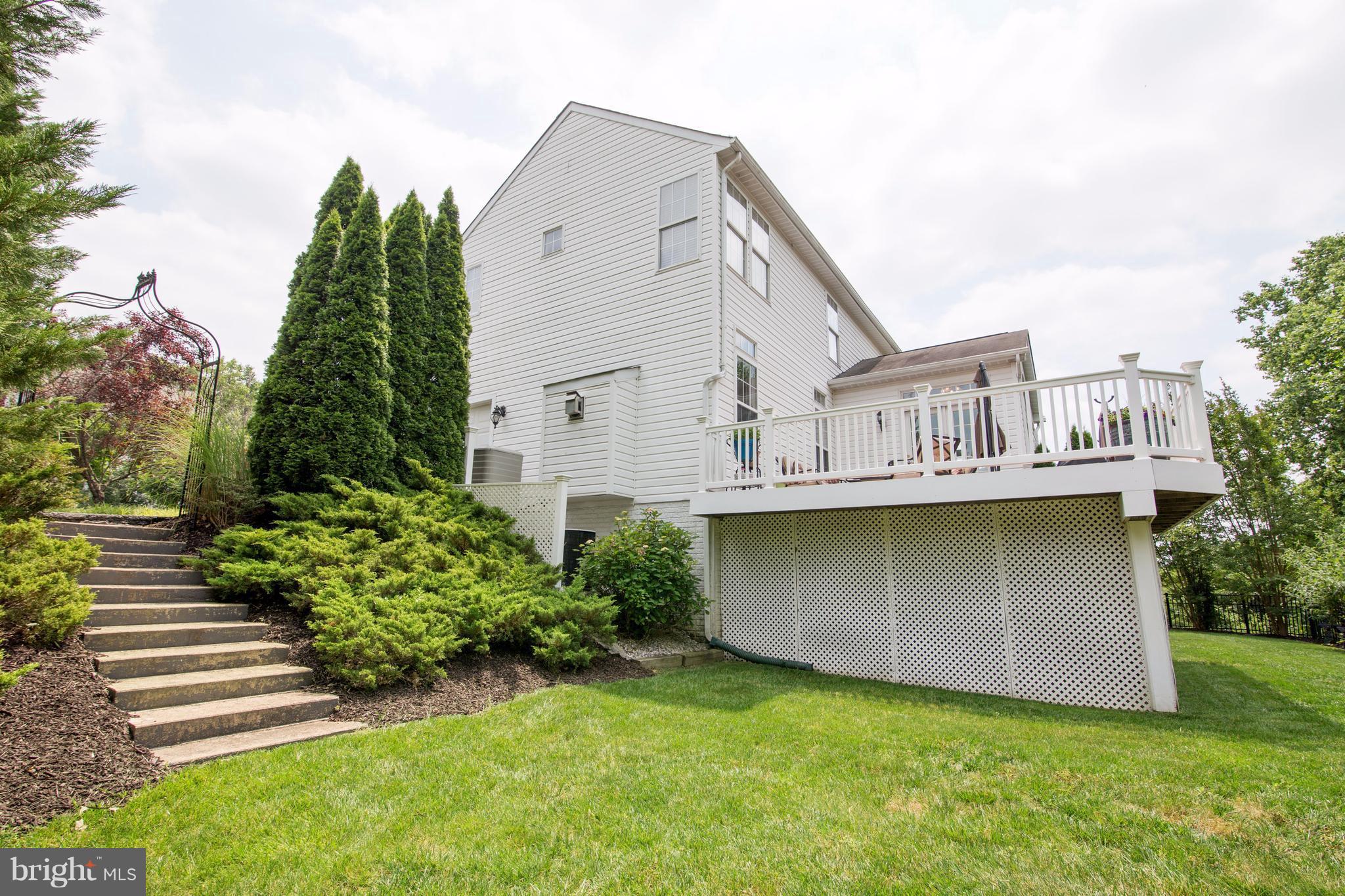 MARSHALEE WOODS - Residential