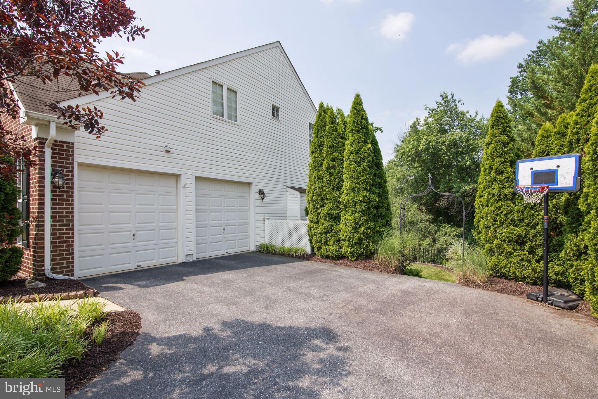 MARSHALEE WOODS - Residential