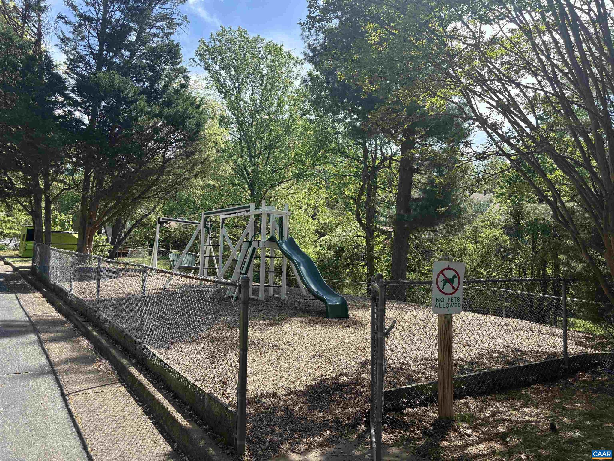 STONEHENGE - Residential