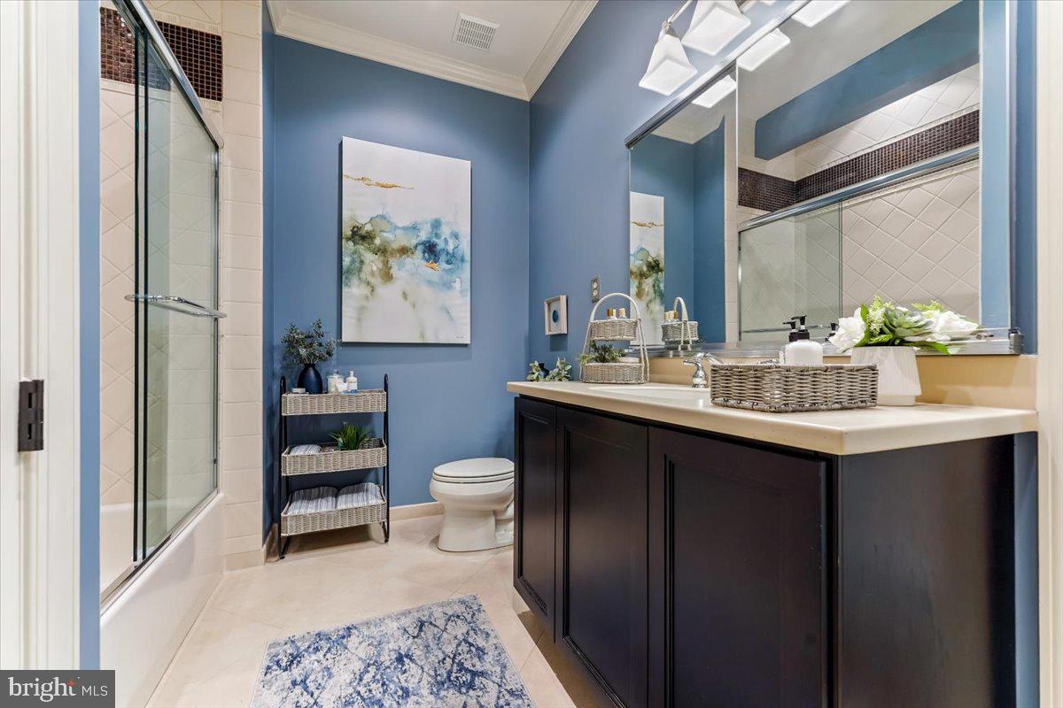 EST AT MILL CREEK - Residential