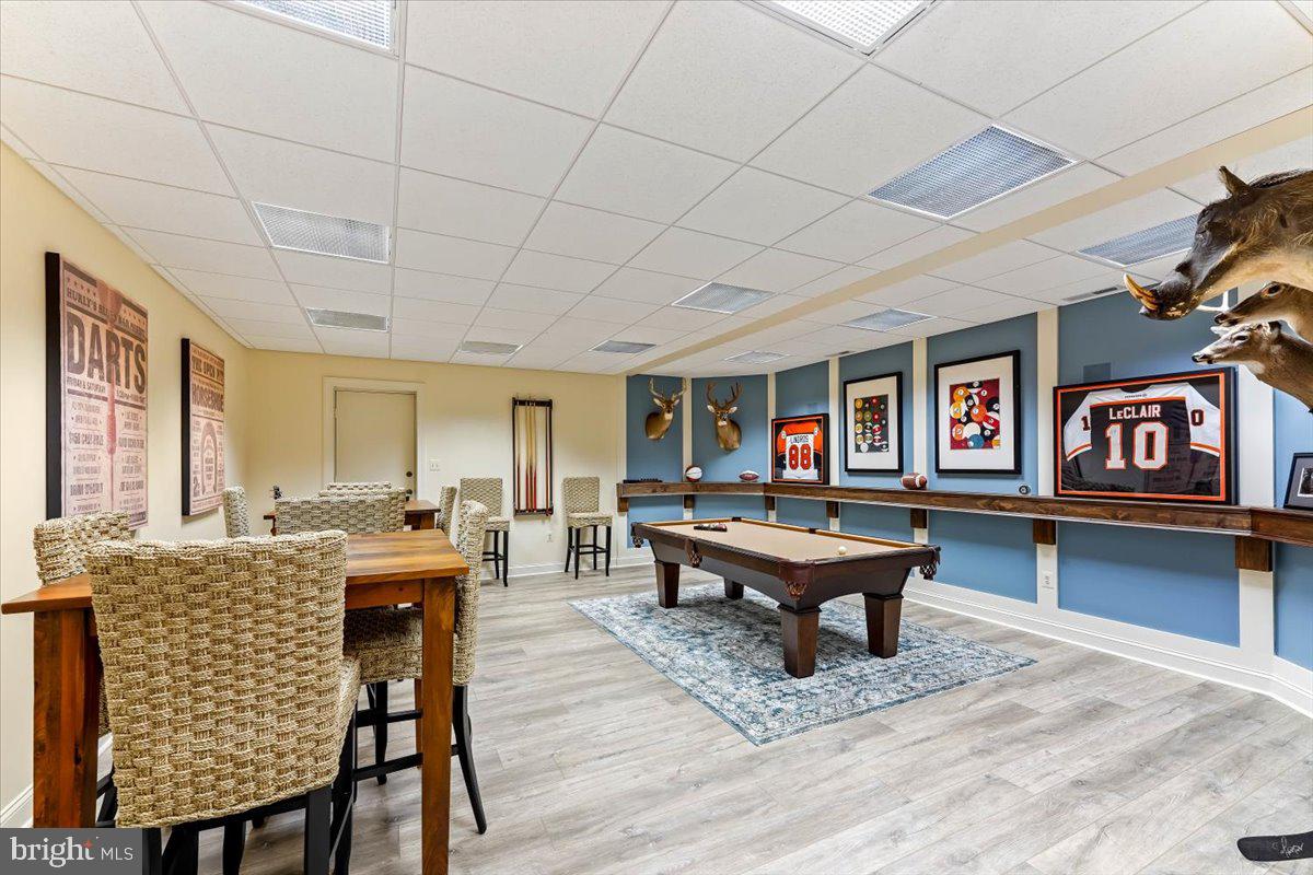 EST AT MILL CREEK - Residential