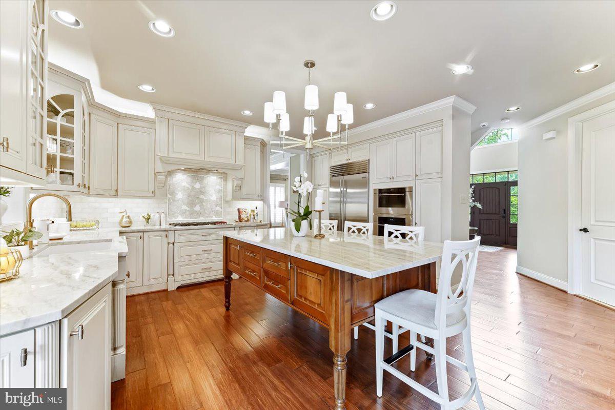 EST AT MILL CREEK - Residential