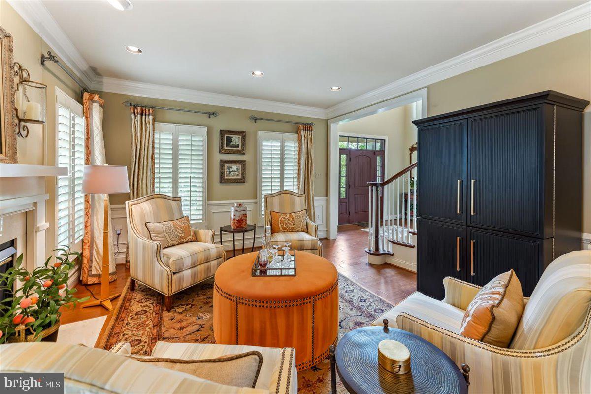 EST AT MILL CREEK - Residential