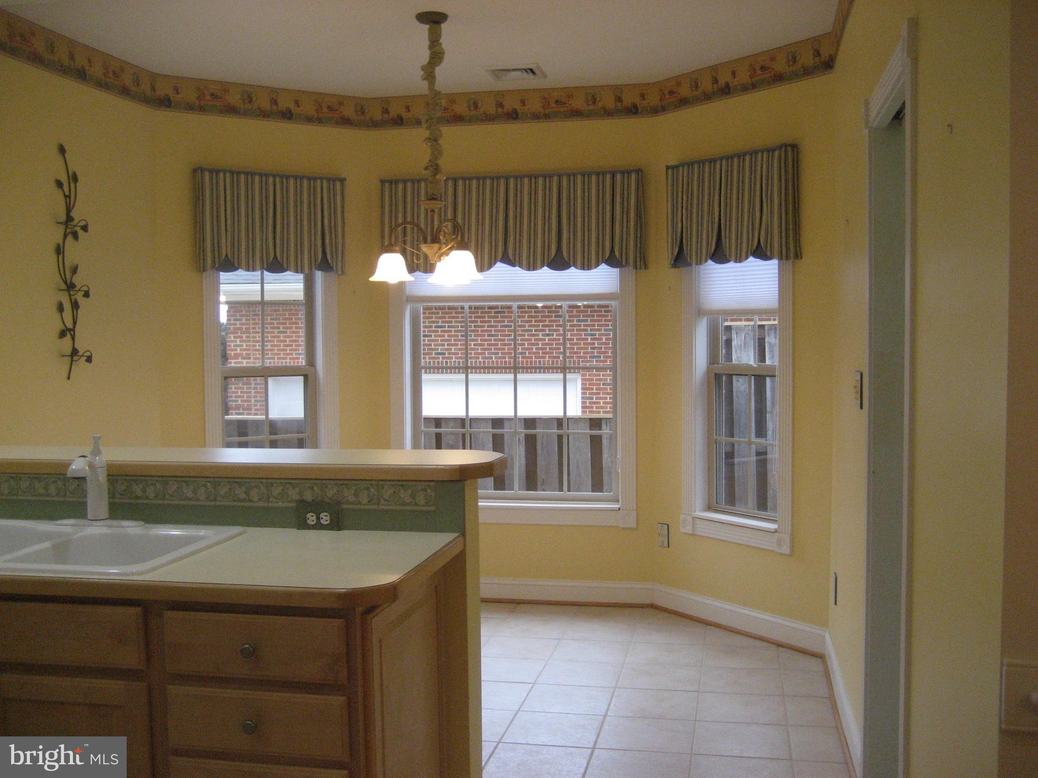 CARRIAGE HOUSE CHASE - Residential Lease