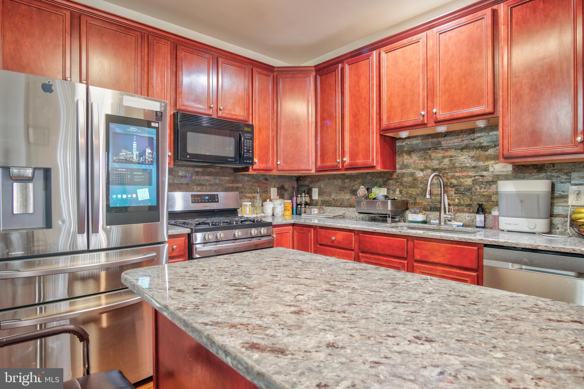 SOUTH RIDING - Residential Lease