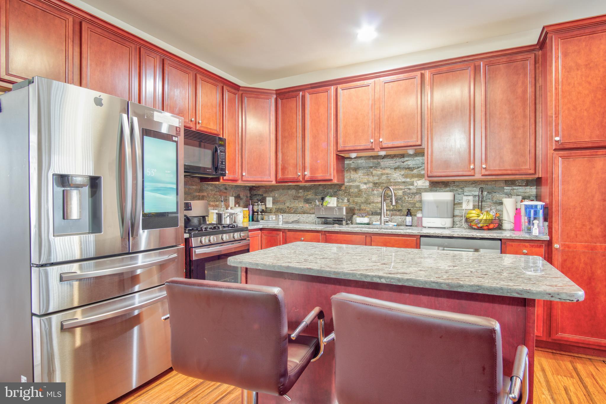 SOUTH RIDING - Residential Lease