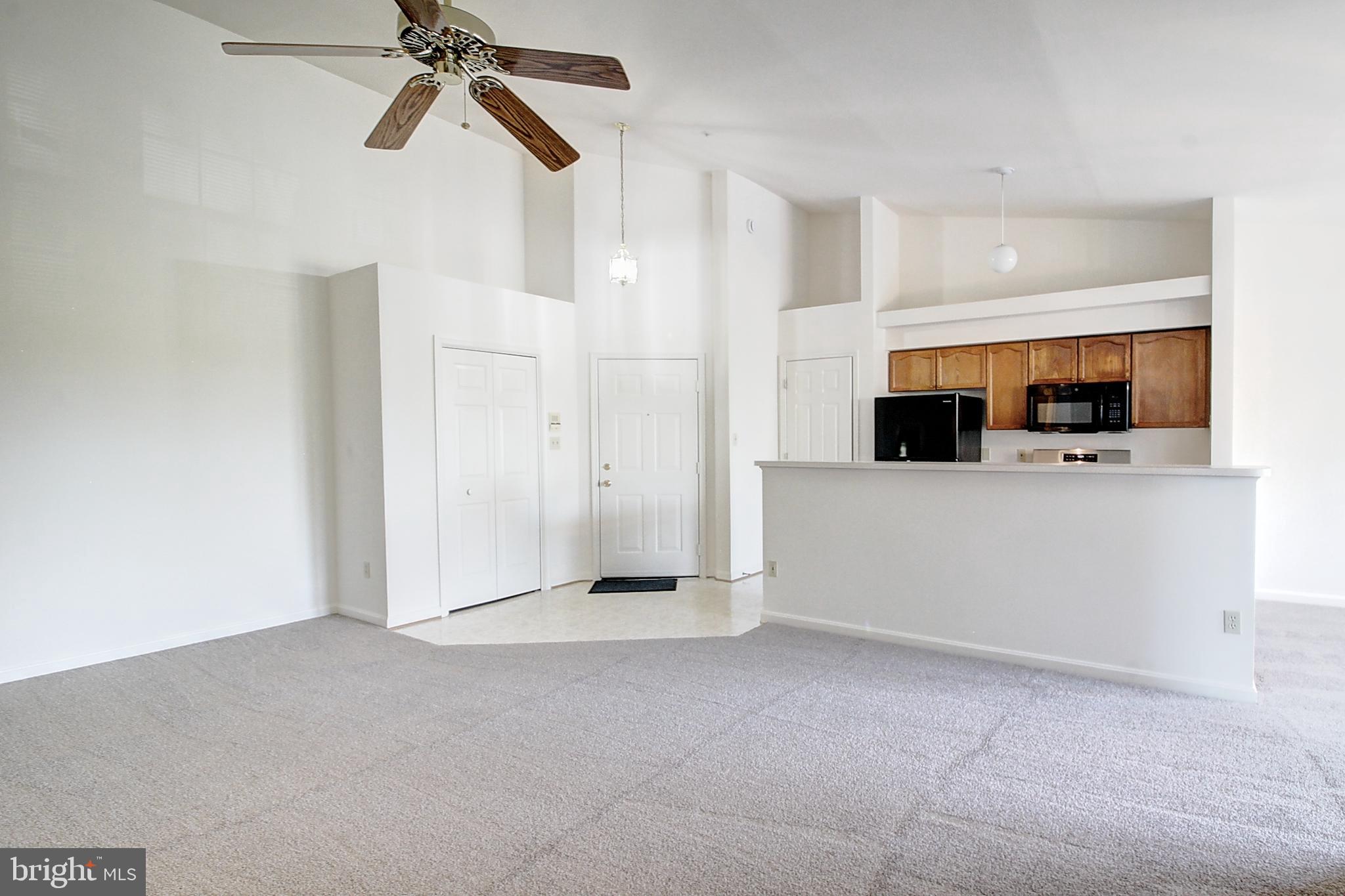 2402 ELLSWORTH WAY 3C