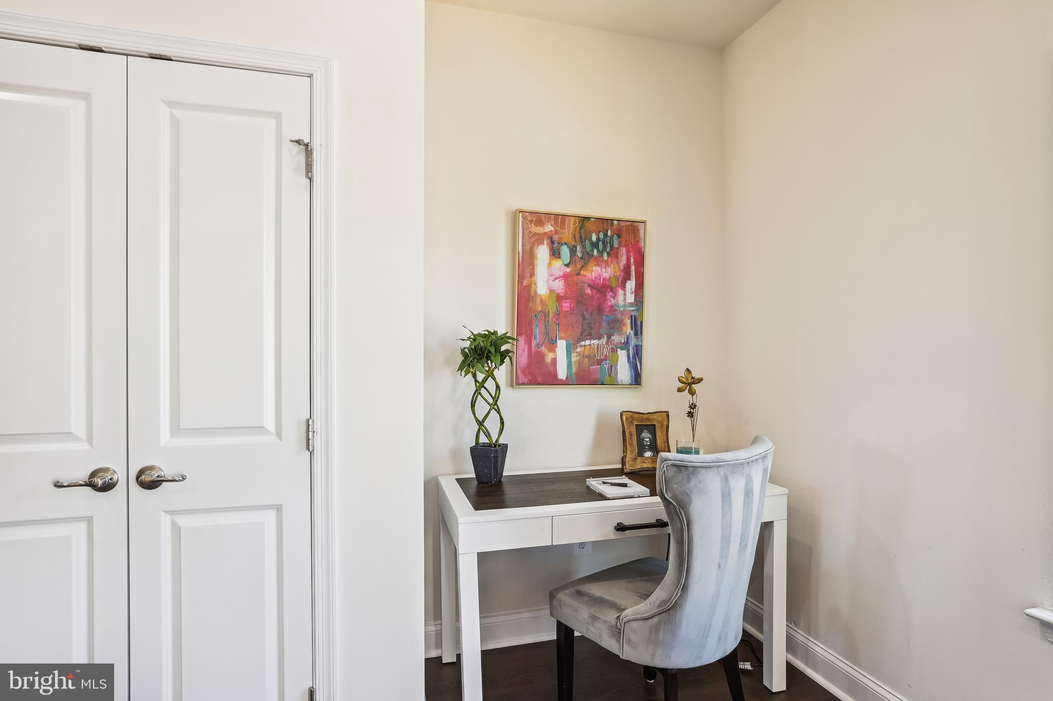 WESTSIDE - Residential