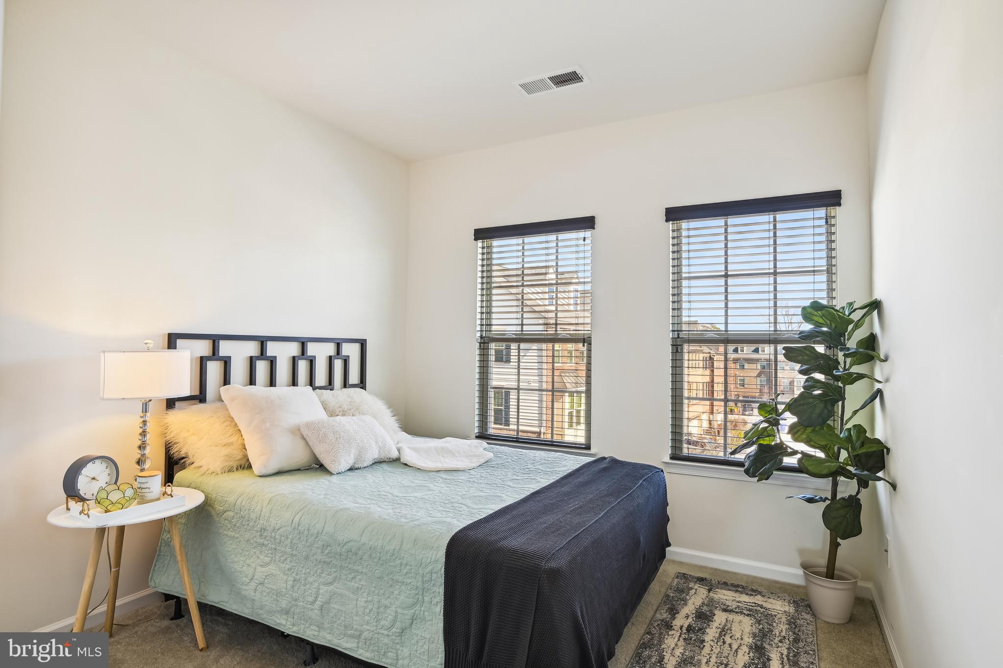 WESTSIDE - Residential