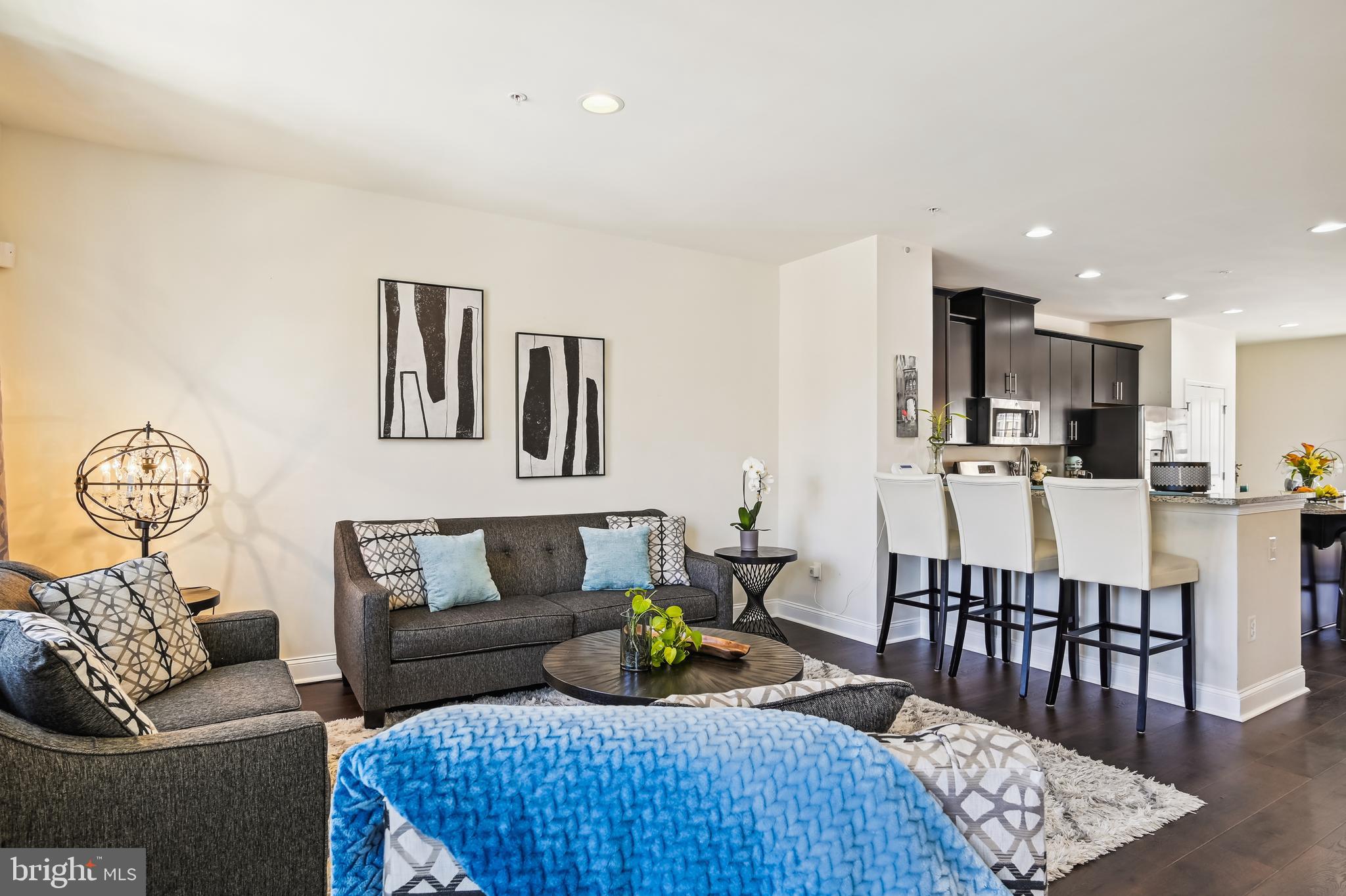 WESTSIDE - Residential