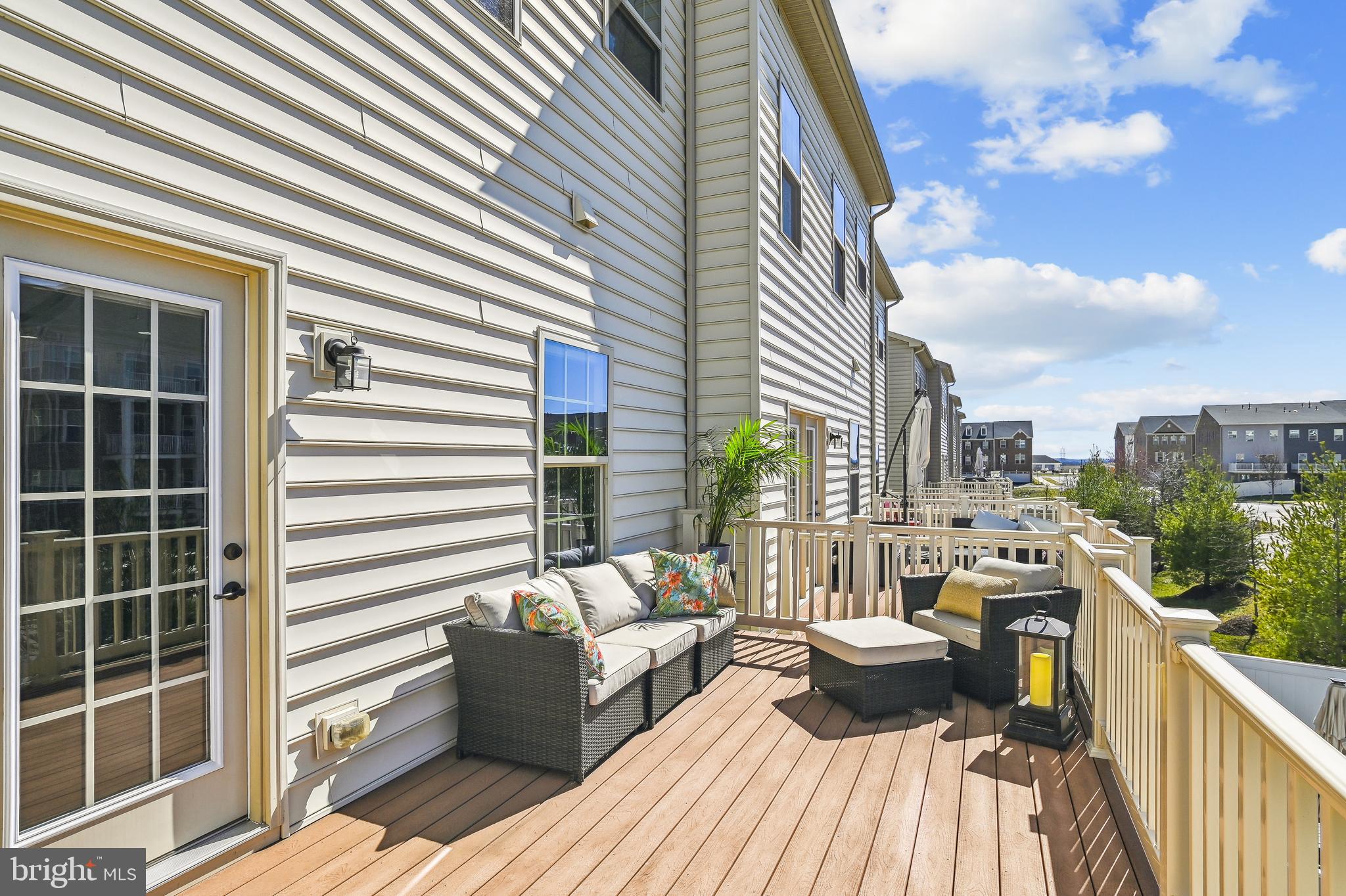 WESTSIDE - Residential