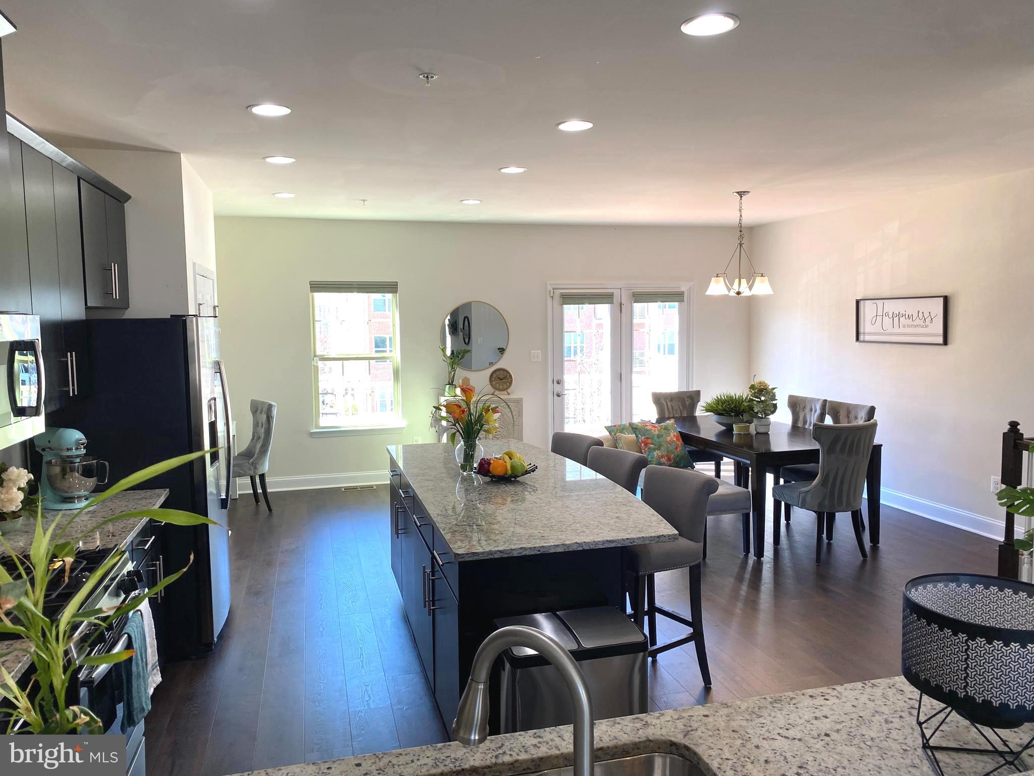 WESTSIDE - Residential