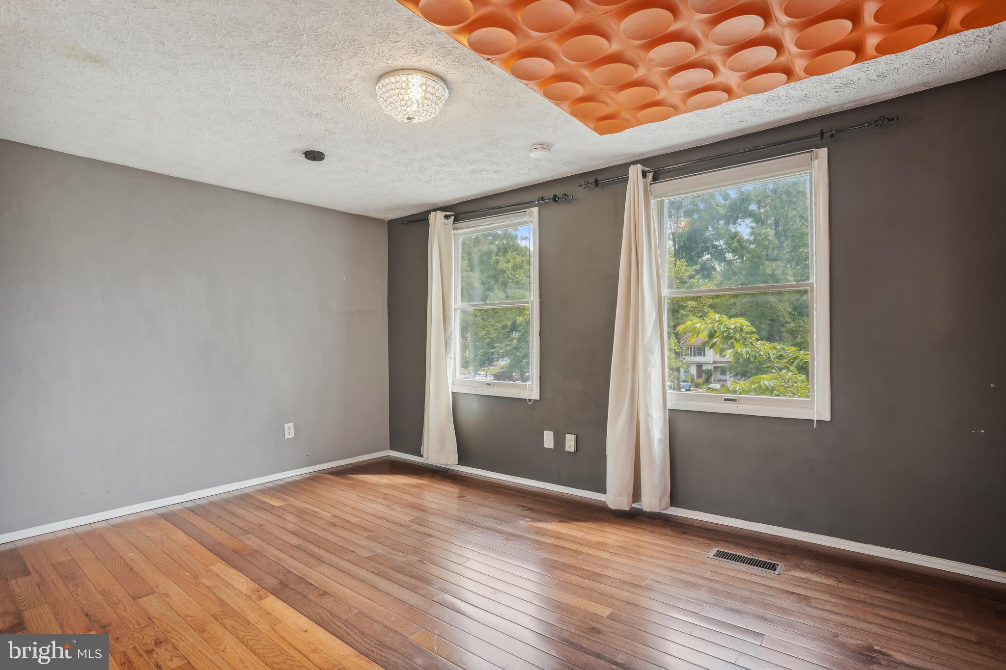 NEWINGTON HEIGHTS - Residential Lease