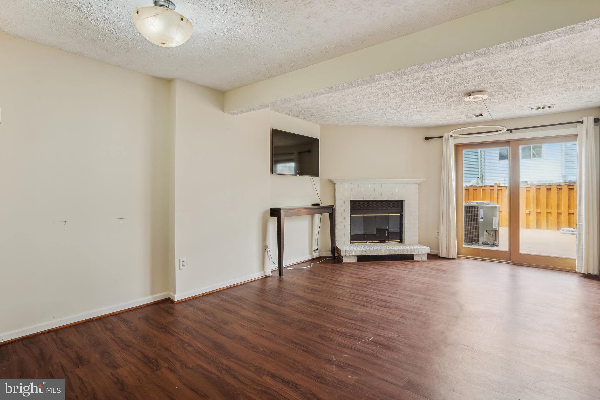 NEWINGTON HEIGHTS - Residential Lease