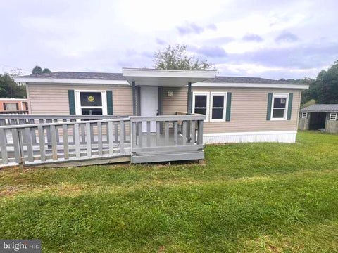 Mobile Home For Sale - 19 Sammy Mobile Home Park Road<br/> SCHUYLKILL HAVEN, PA 17972