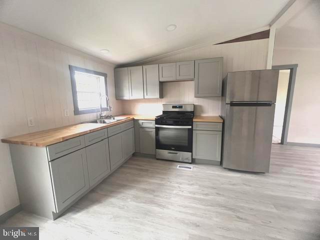 19 SAMMY MOBILE HOME PARK ROAD