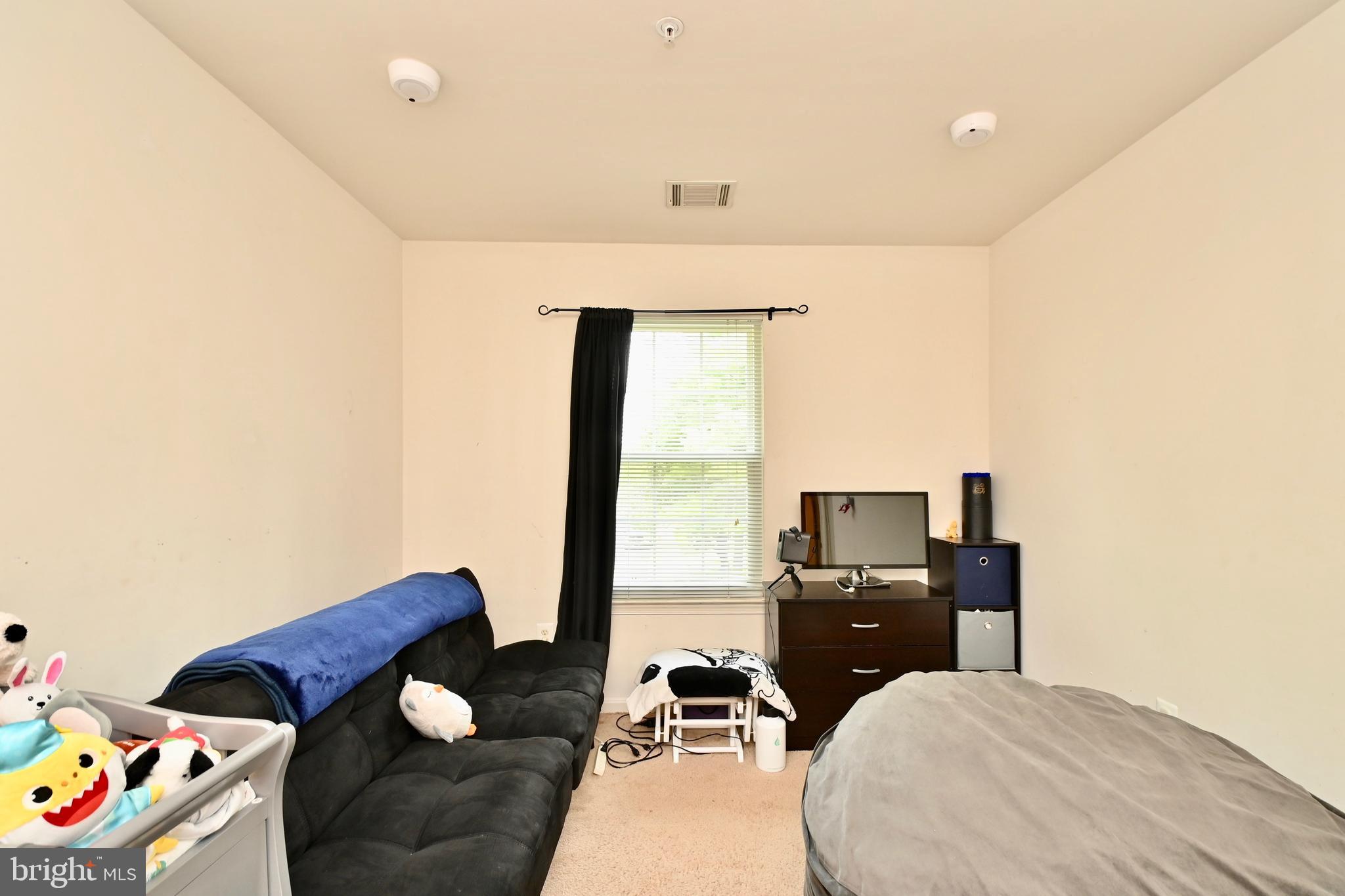 REGENCY MEADOWS - Residential