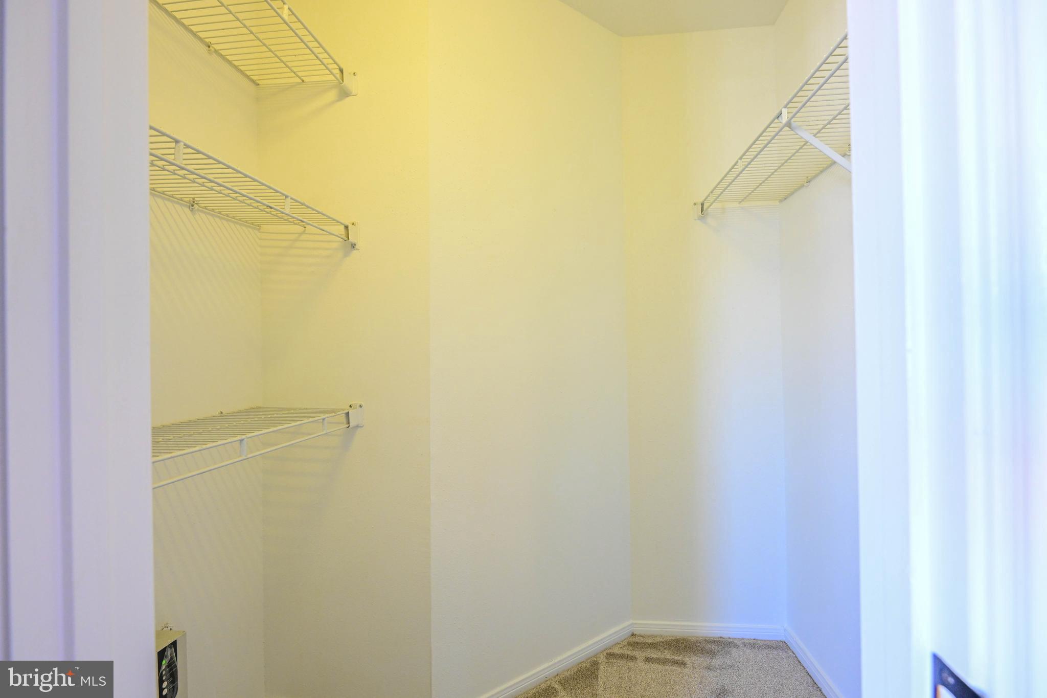 ENGLISH COUNTRY MANOR - Residential