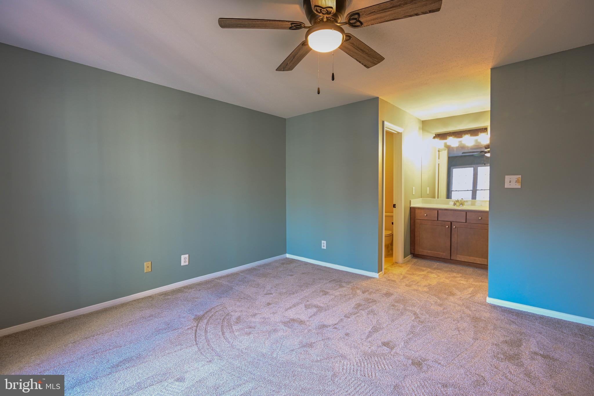 ENGLISH COUNTRY MANOR - Residential