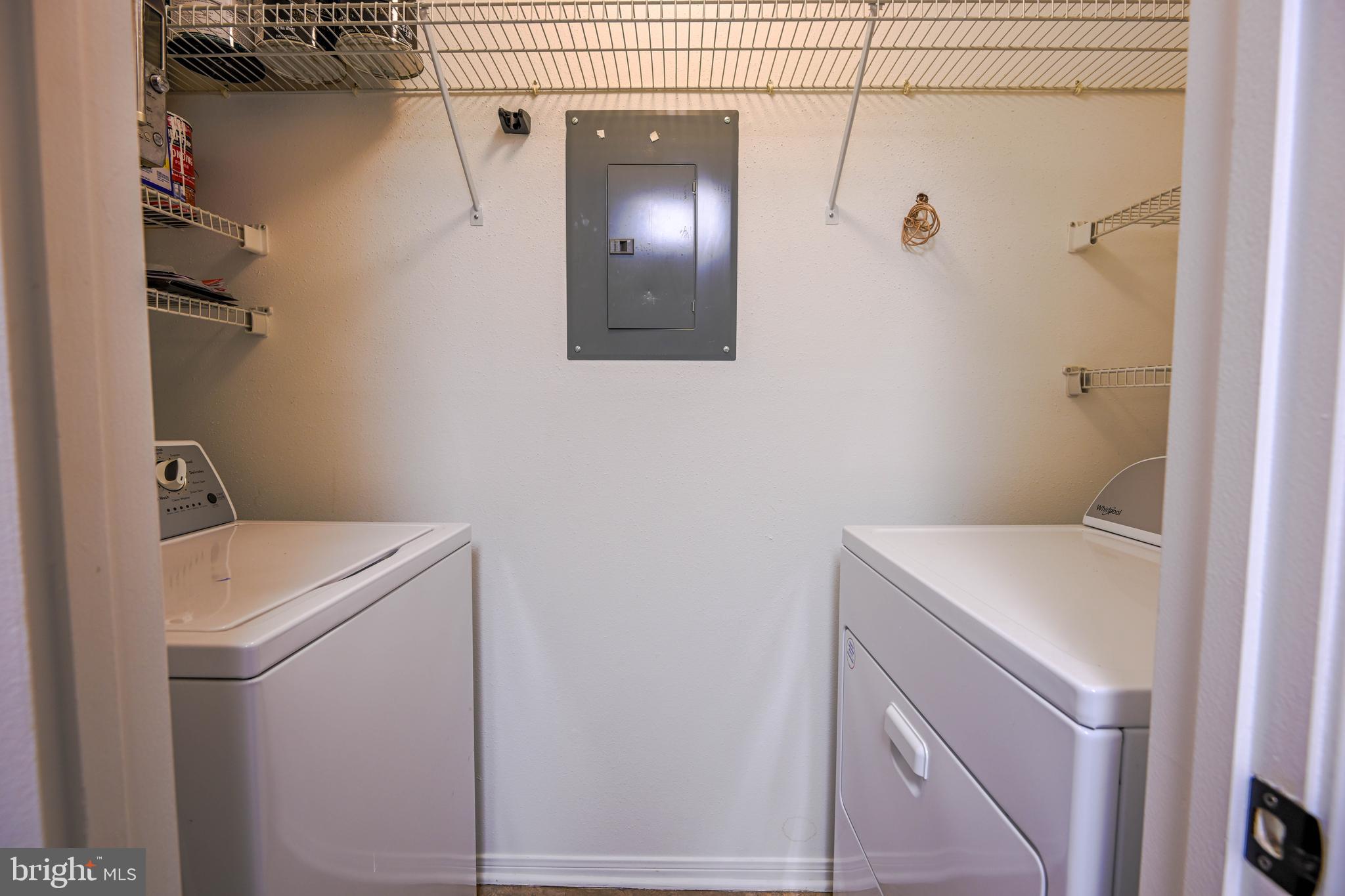 ENGLISH COUNTRY MANOR - Residential