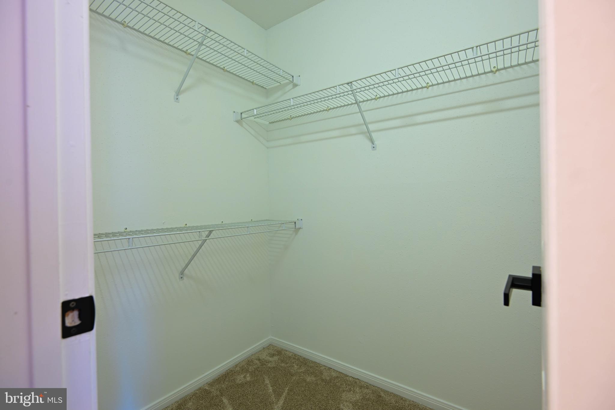 ENGLISH COUNTRY MANOR - Residential